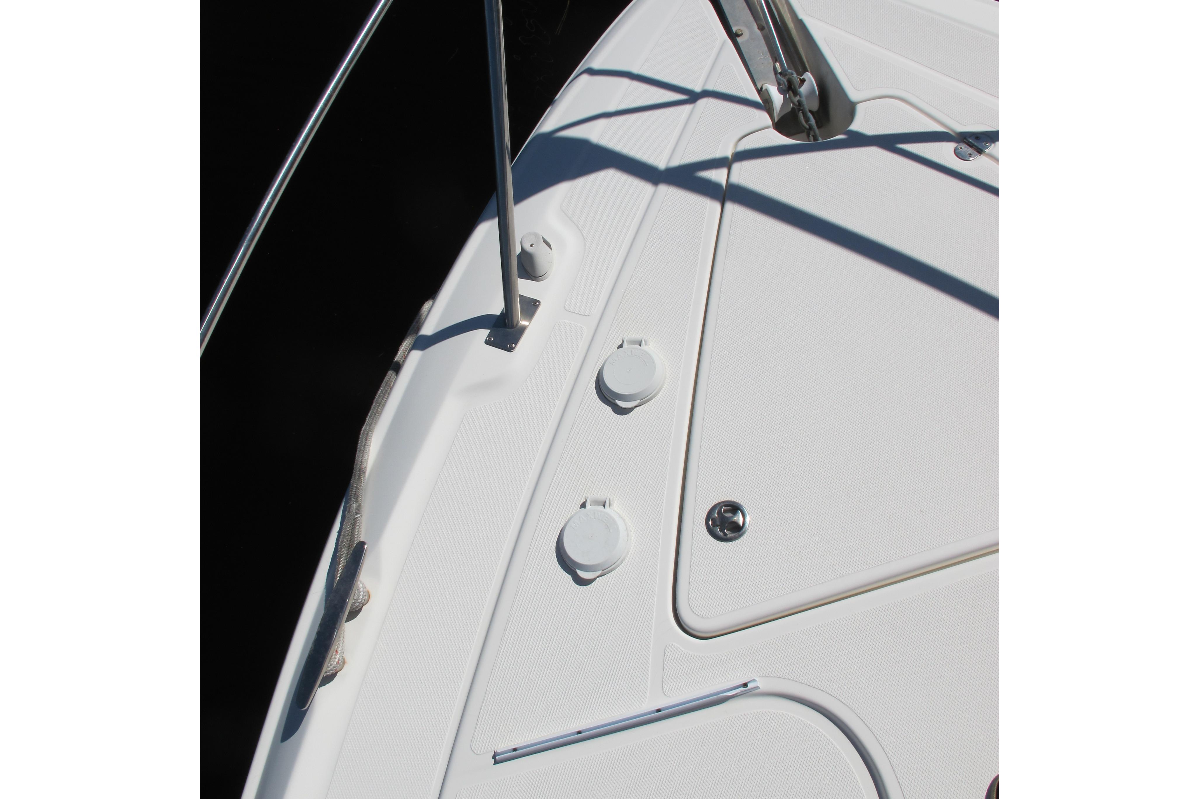 2006 Cruisers Yachts 385 Motoryacht Motor Yachts