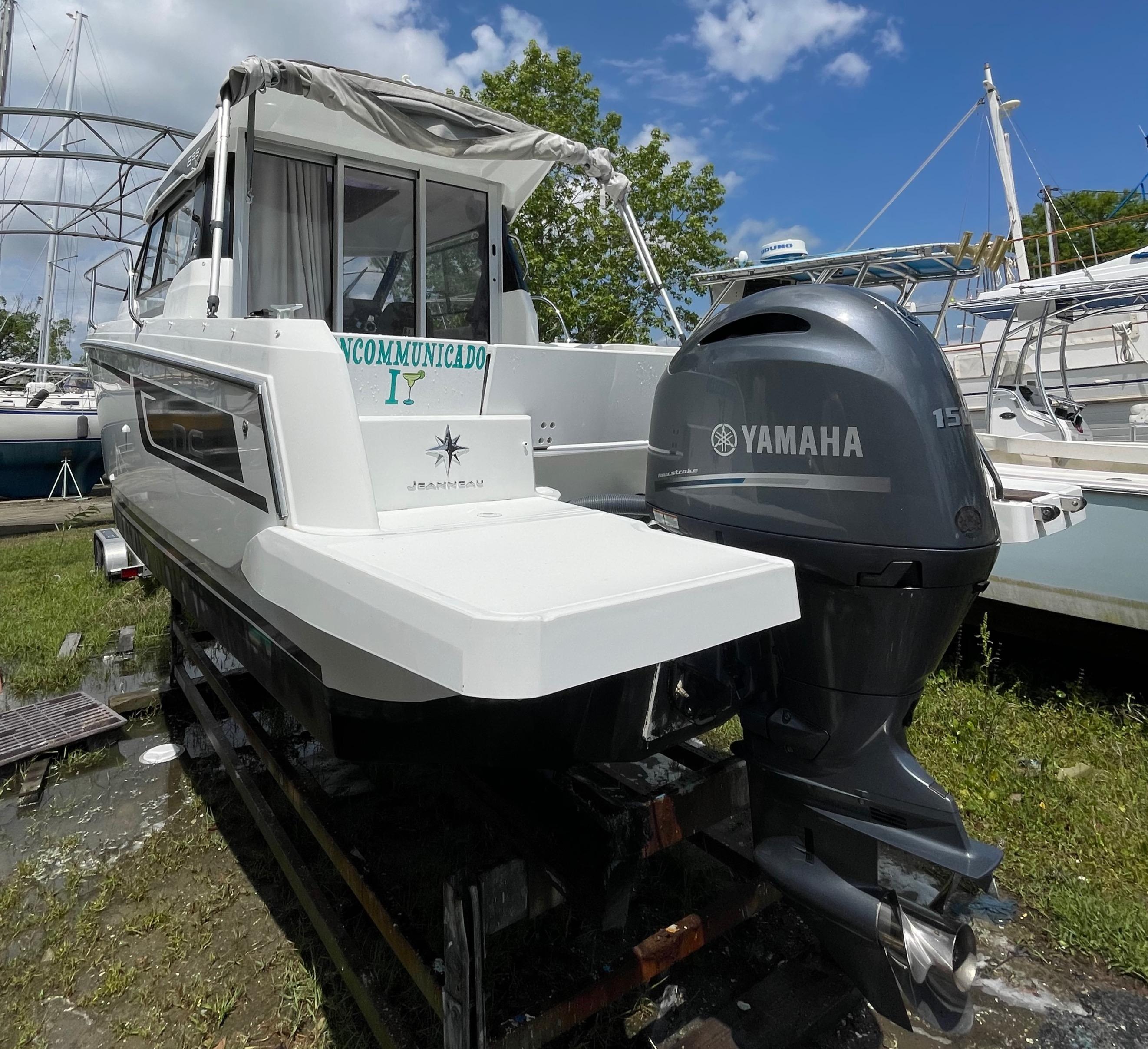 2022 Jeanneau NC 695 Series 2 Boat