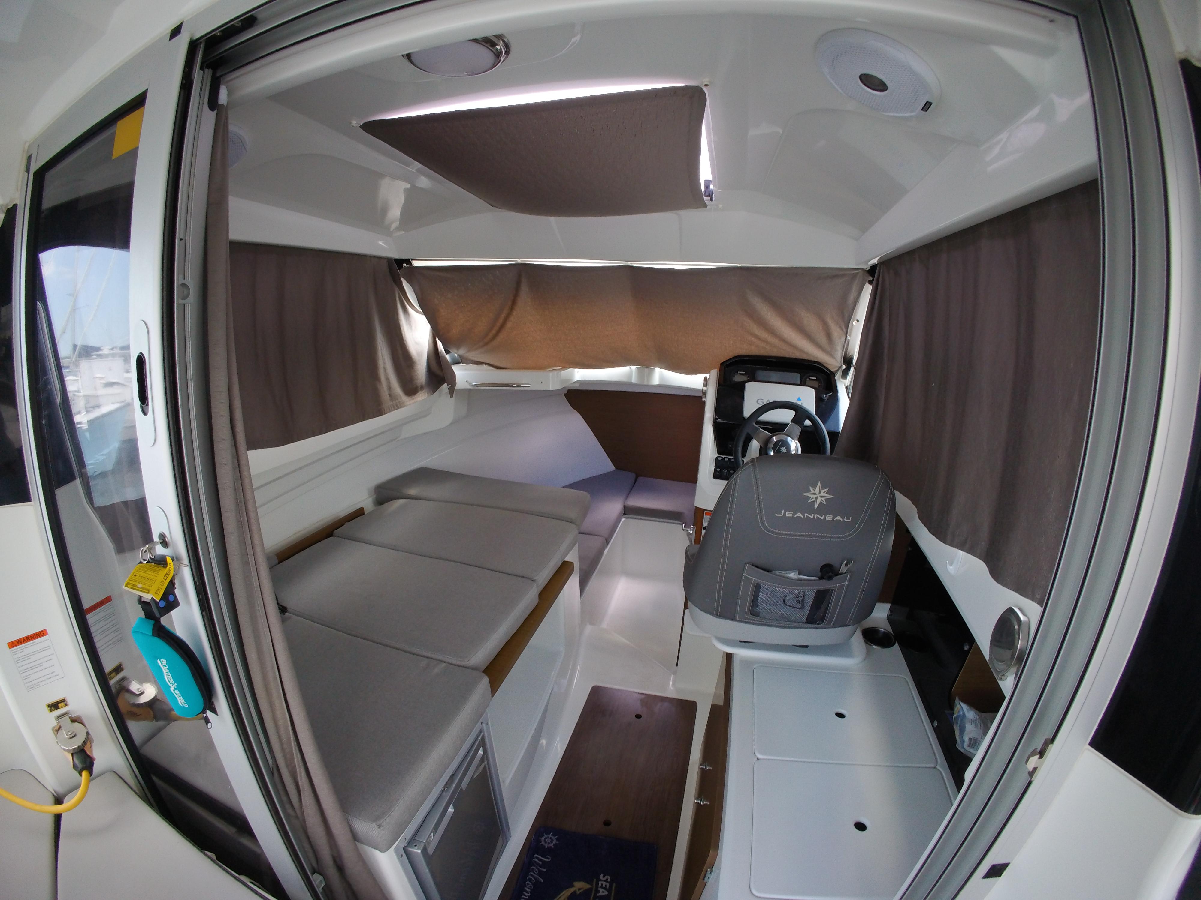 2019 Jeanneau Nc 695 Cruisers