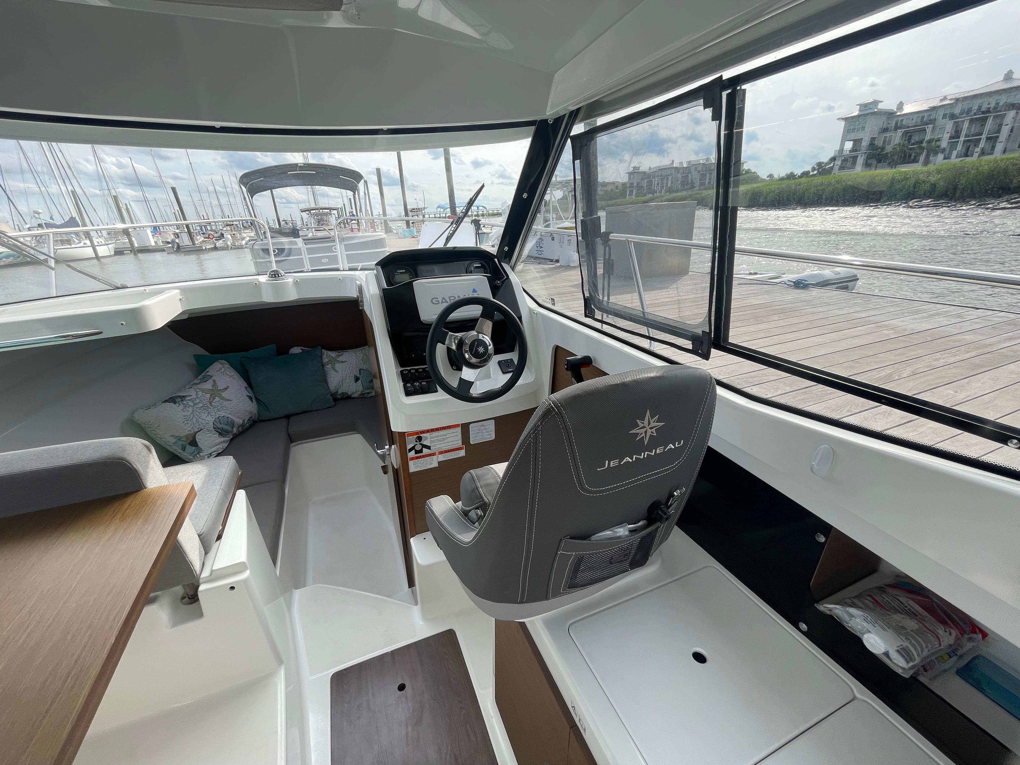 2019 Jeanneau Nc 695 Cruisers
