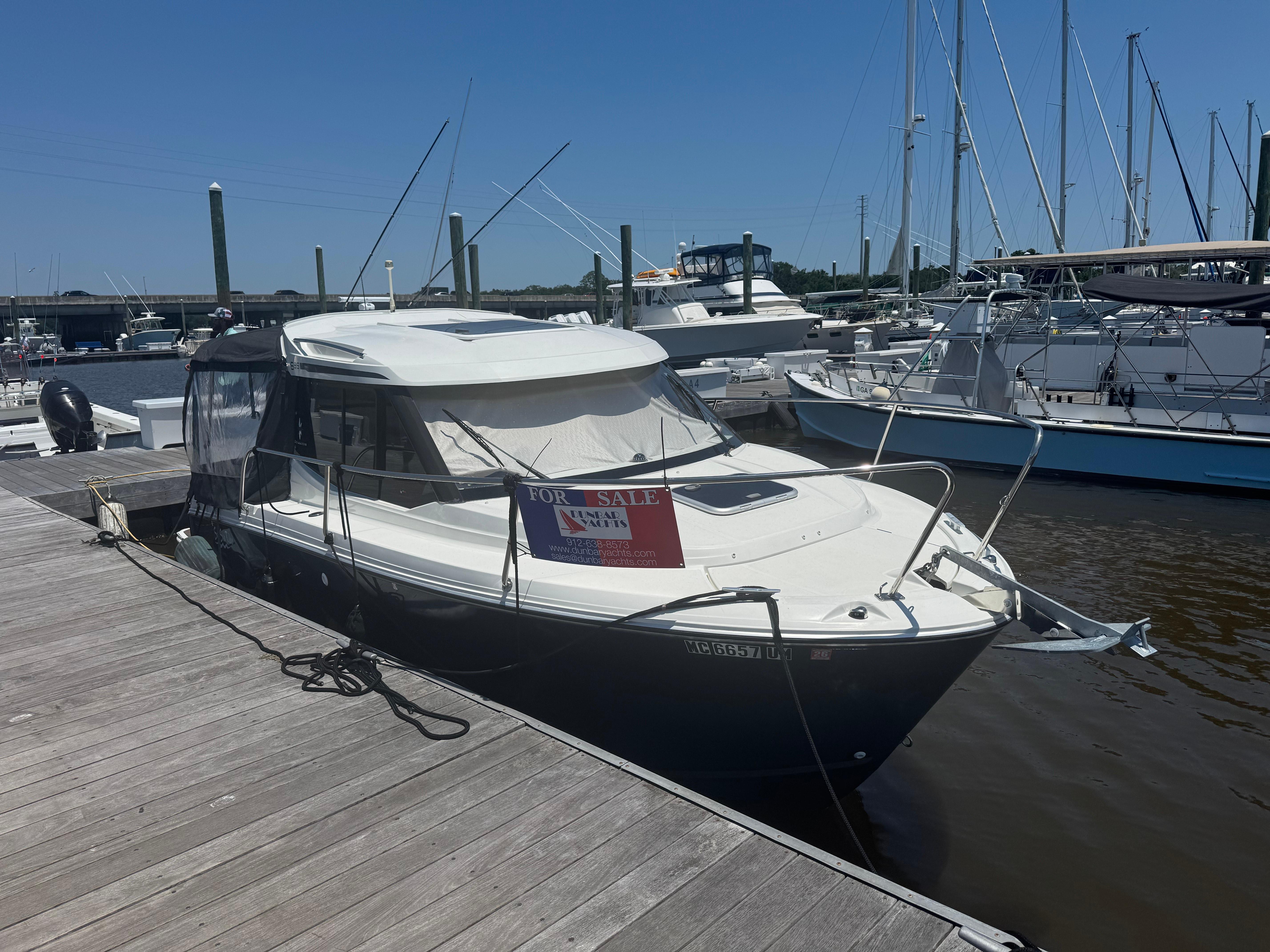 2019 Jeanneau Nc 695 Cruisers