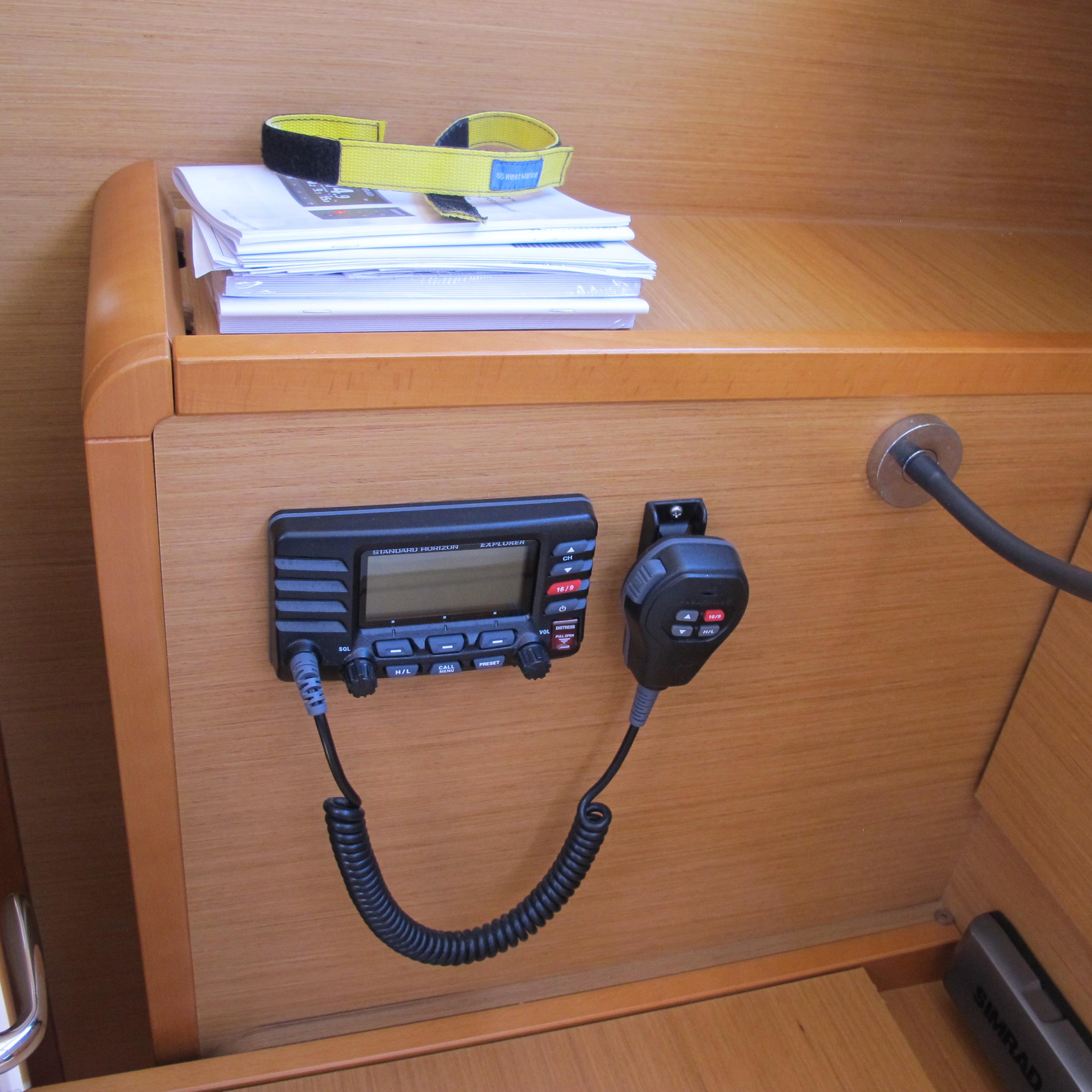 2013 Jeanneau Sun Odyssey 379 Cruisers