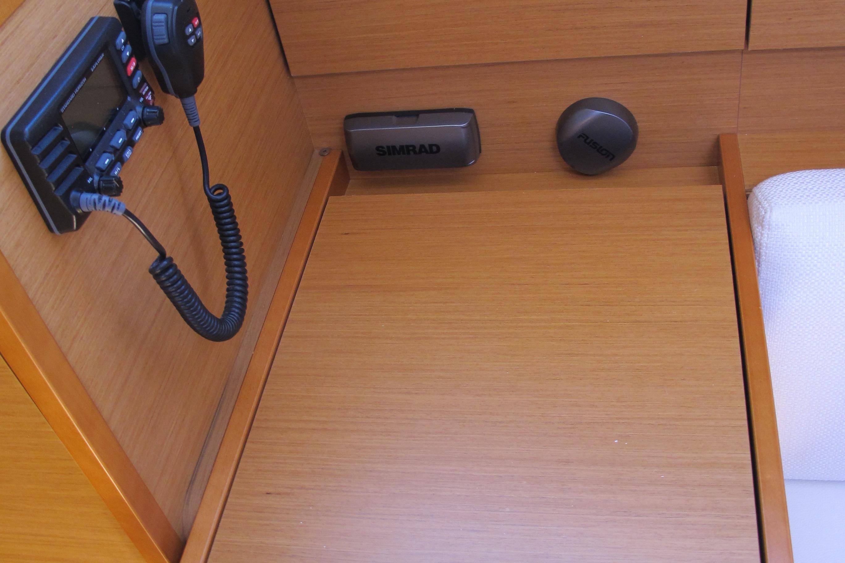 2013 Jeanneau Sun Odyssey 379 Cruisers