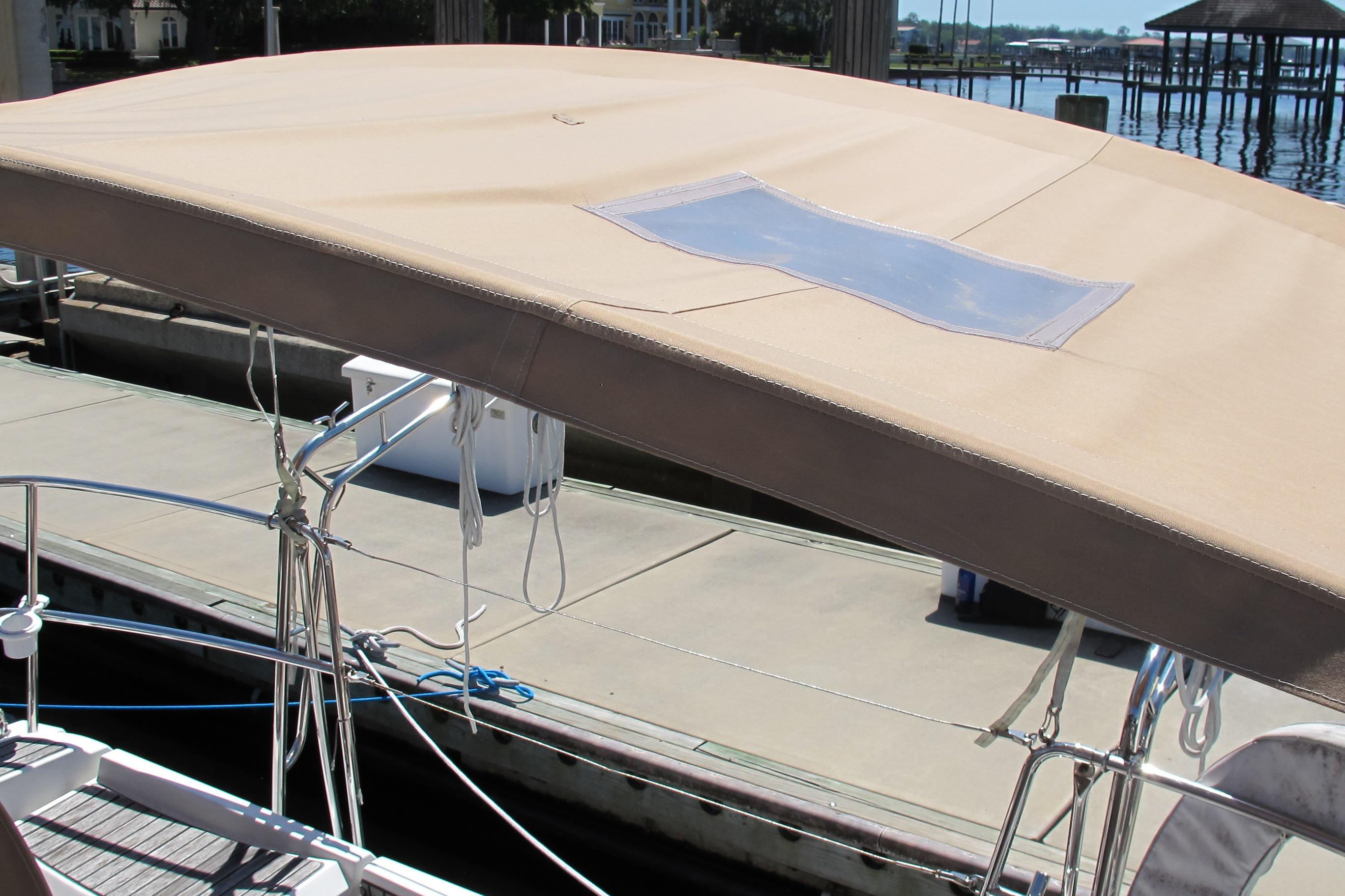 2013 Jeanneau Sun Odyssey 379 Cruisers