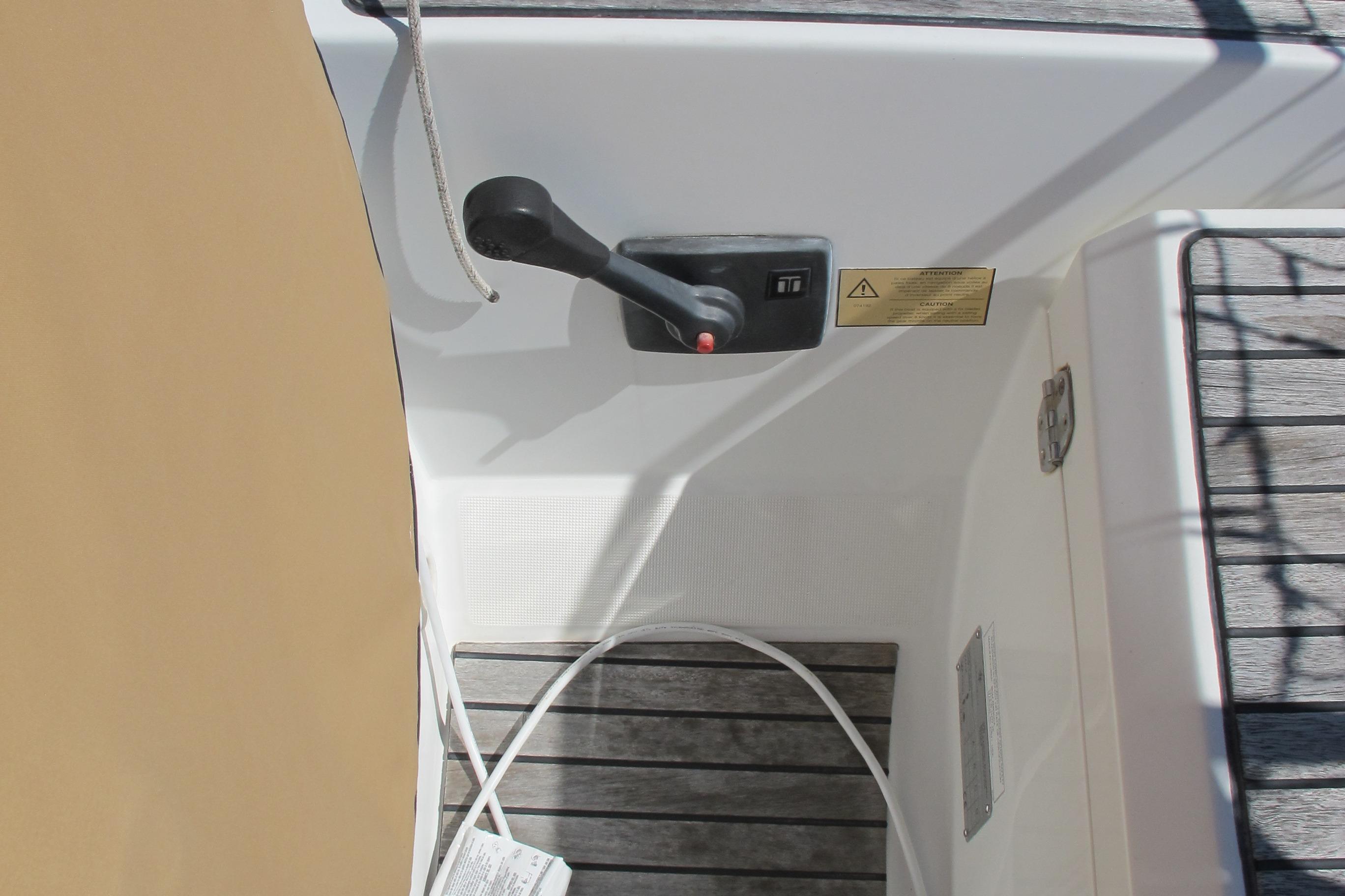 2013 Jeanneau Sun Odyssey 379 Cruisers