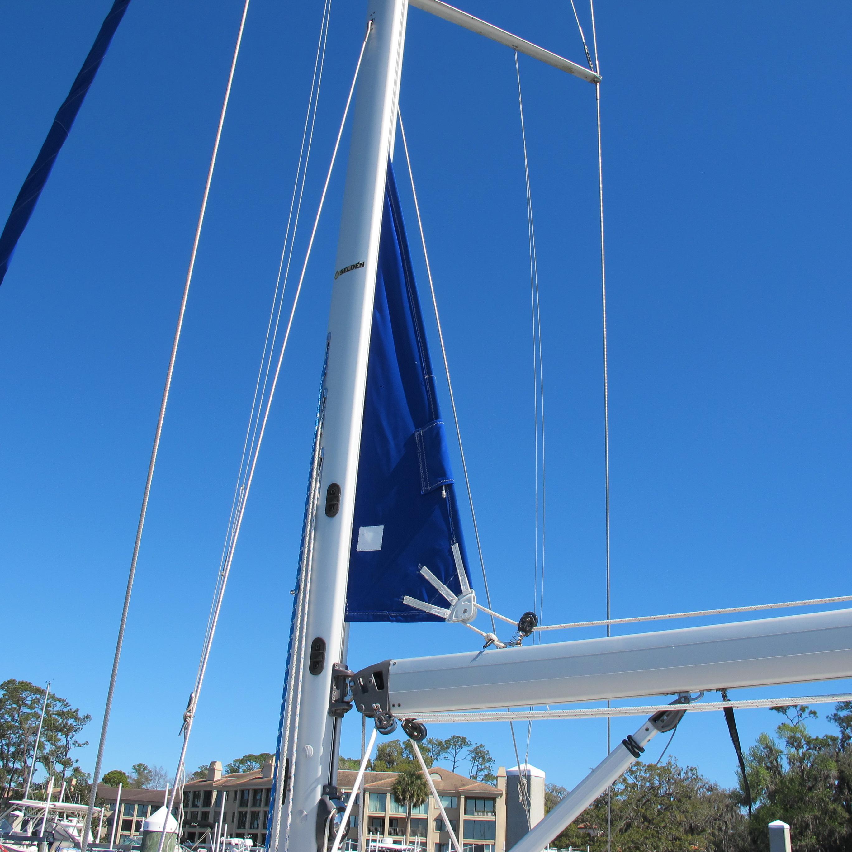 2013 Jeanneau Sun Odyssey 379 Cruisers
