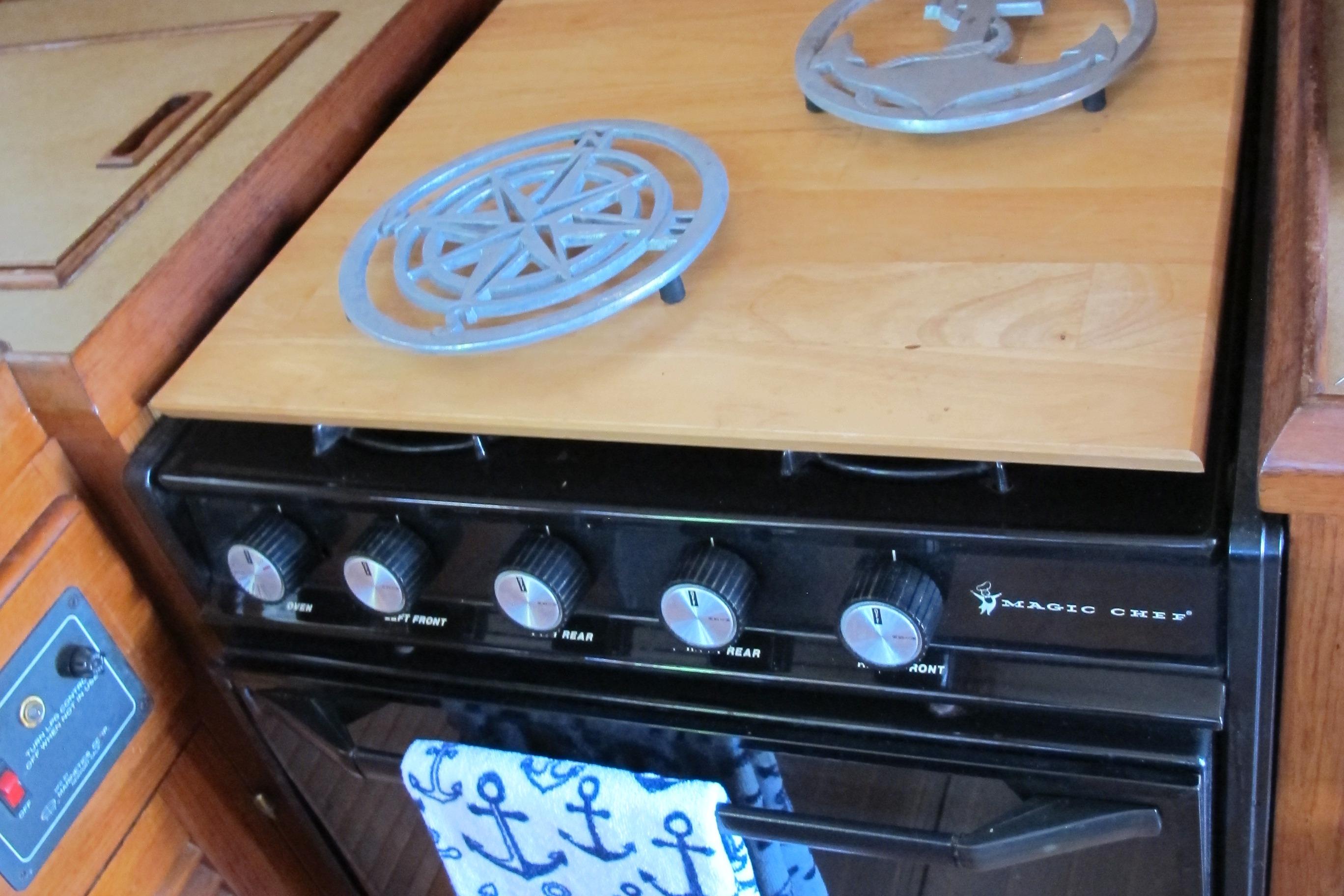 1984 Monk 36 Trawlers