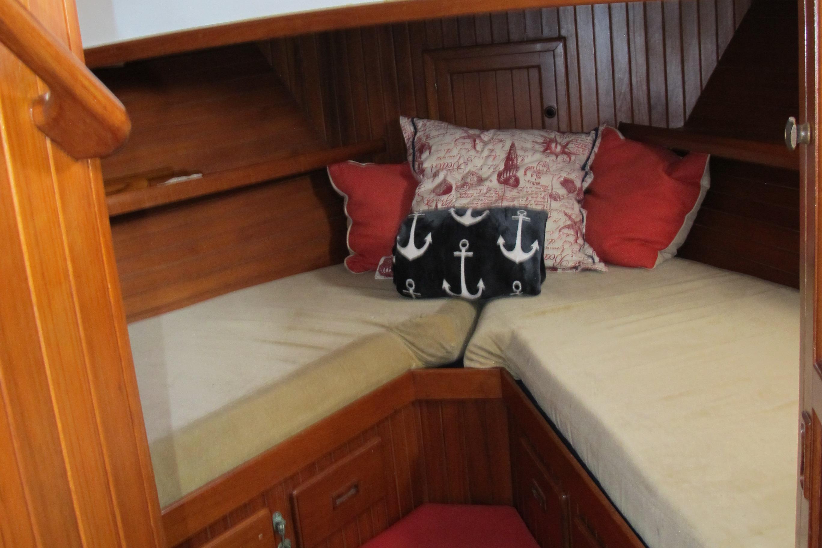 1984 Monk 36 Trawlers