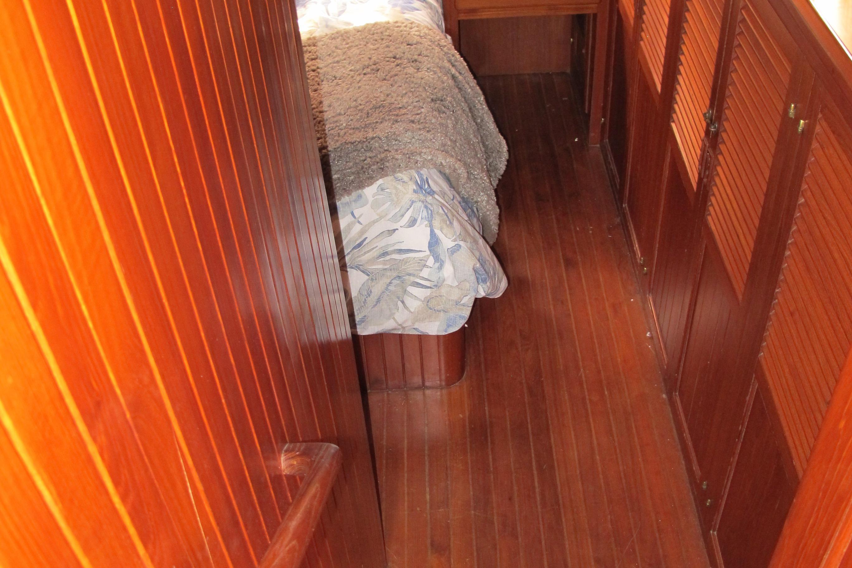 1984 Monk 36 Trawlers