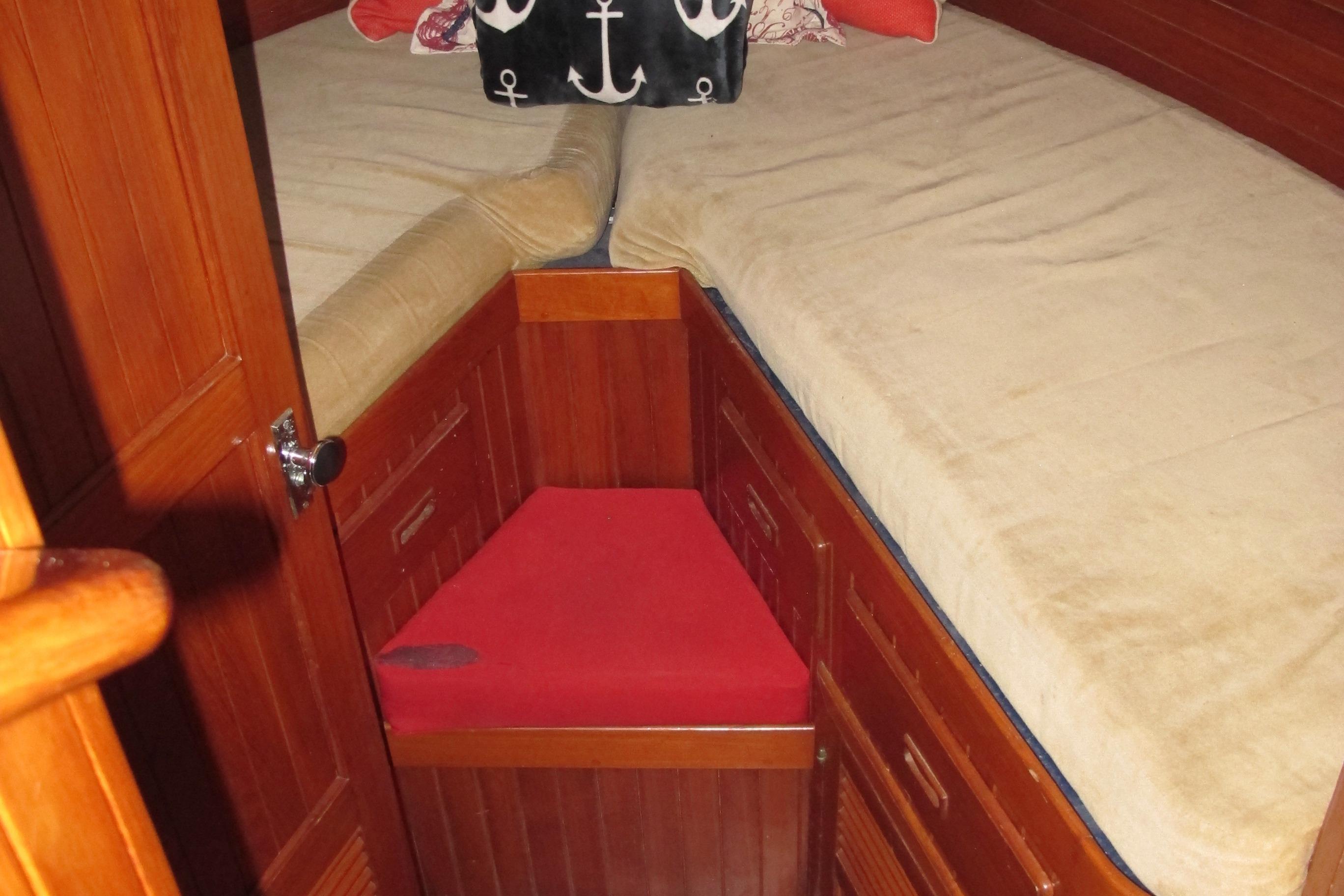 1984 Monk 36 Trawlers