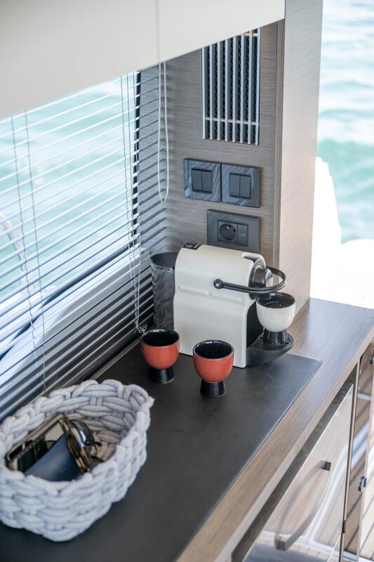 2026 Jeanneau NC 1295 Coupe Boat
