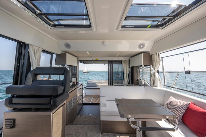 2026 Jeanneau NC 1295 Coupe Boat
