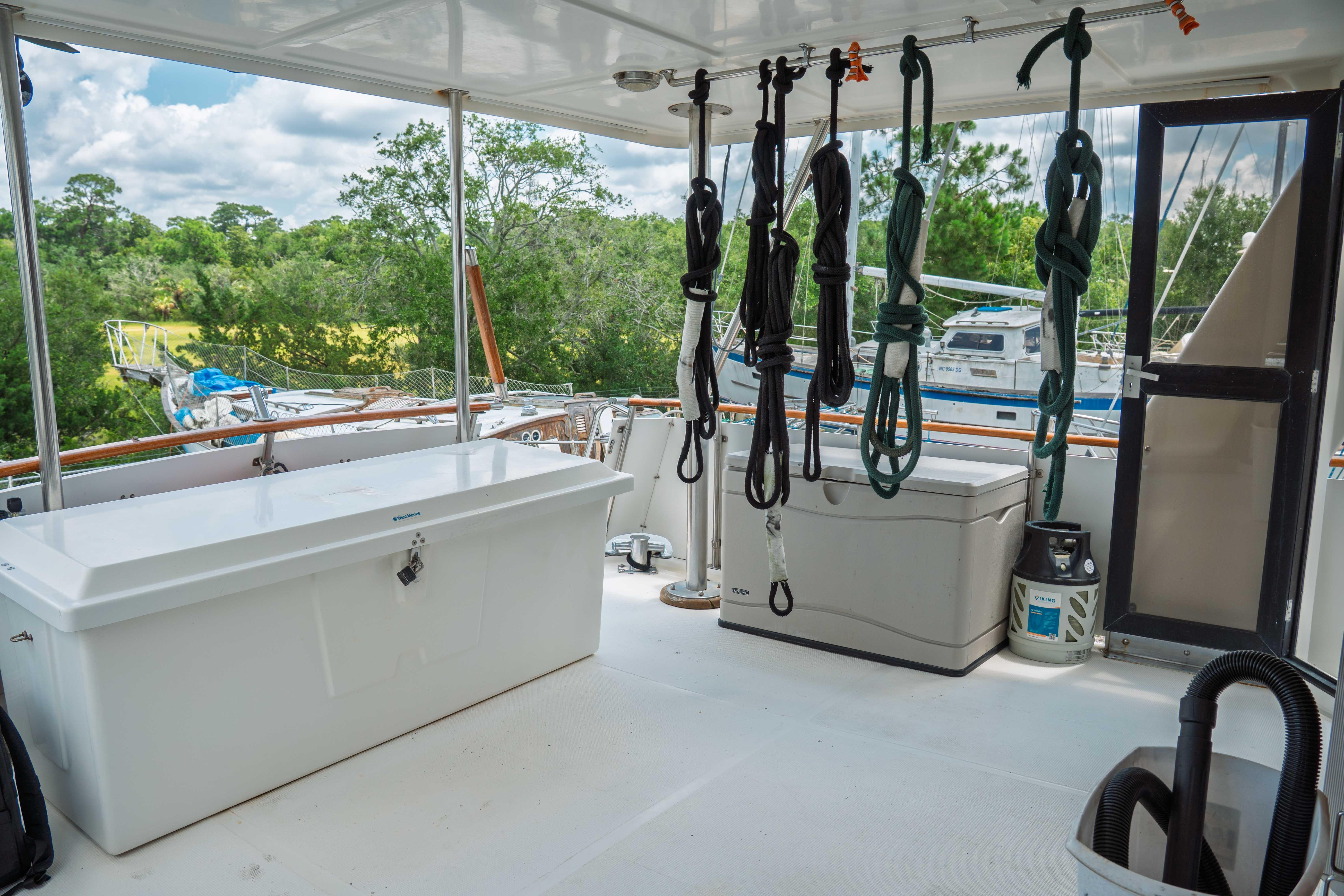 1989 Custom King Yachts 46 Cruisers