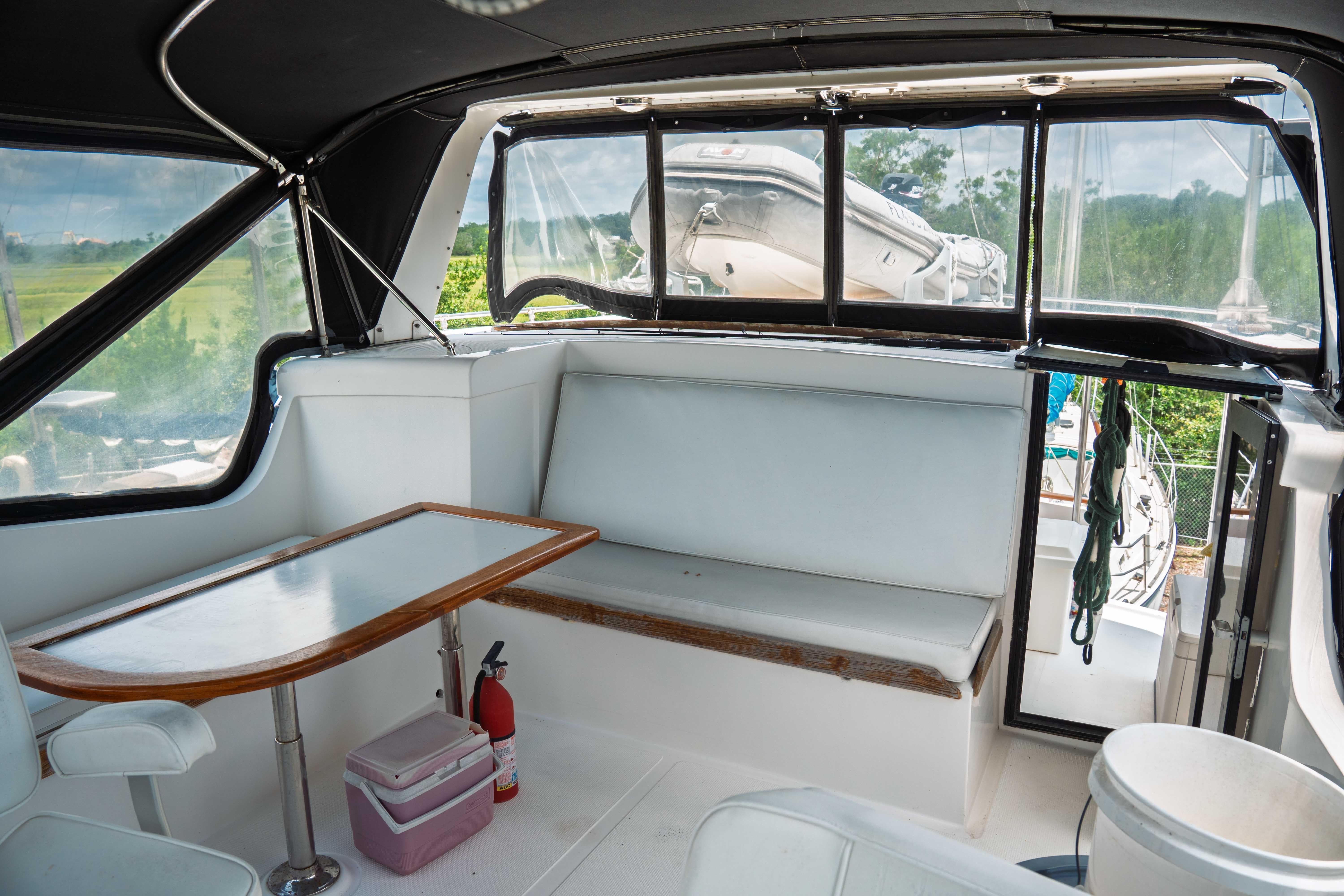 1989 Custom King Yachts 46 Cruisers