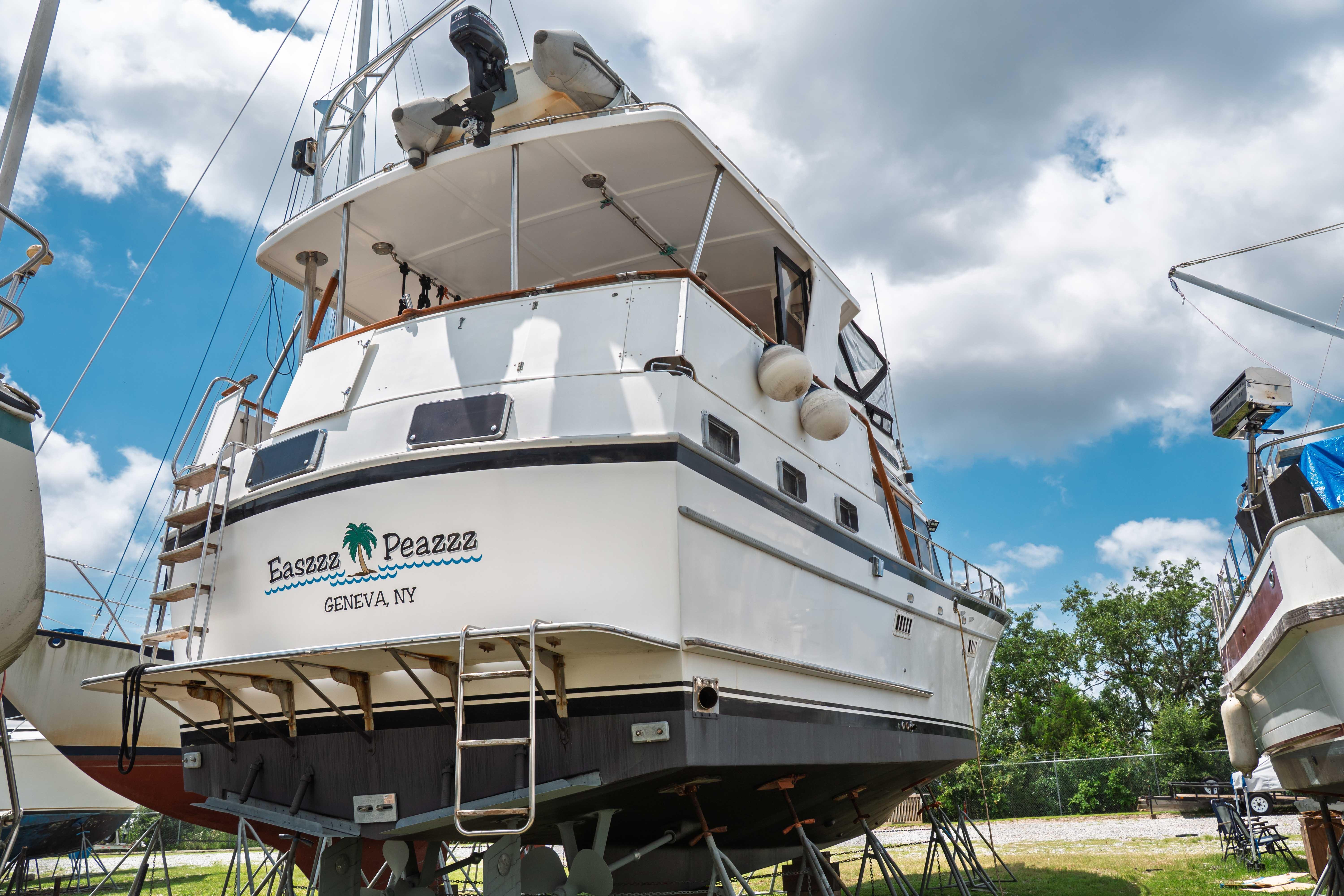 1989 Custom King Yachts 46 Cruisers