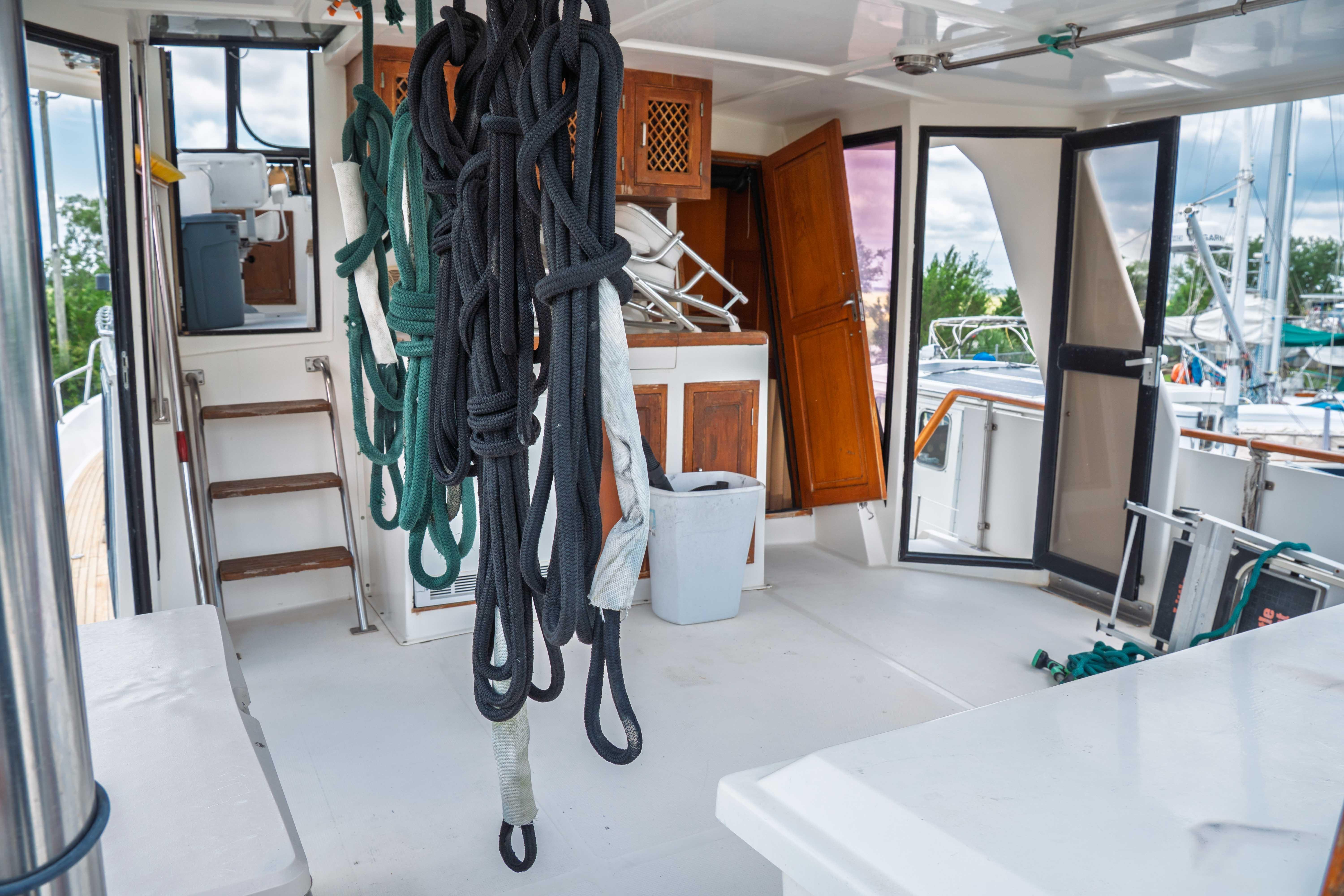 1989 Custom King Yachts 46 Cruisers
