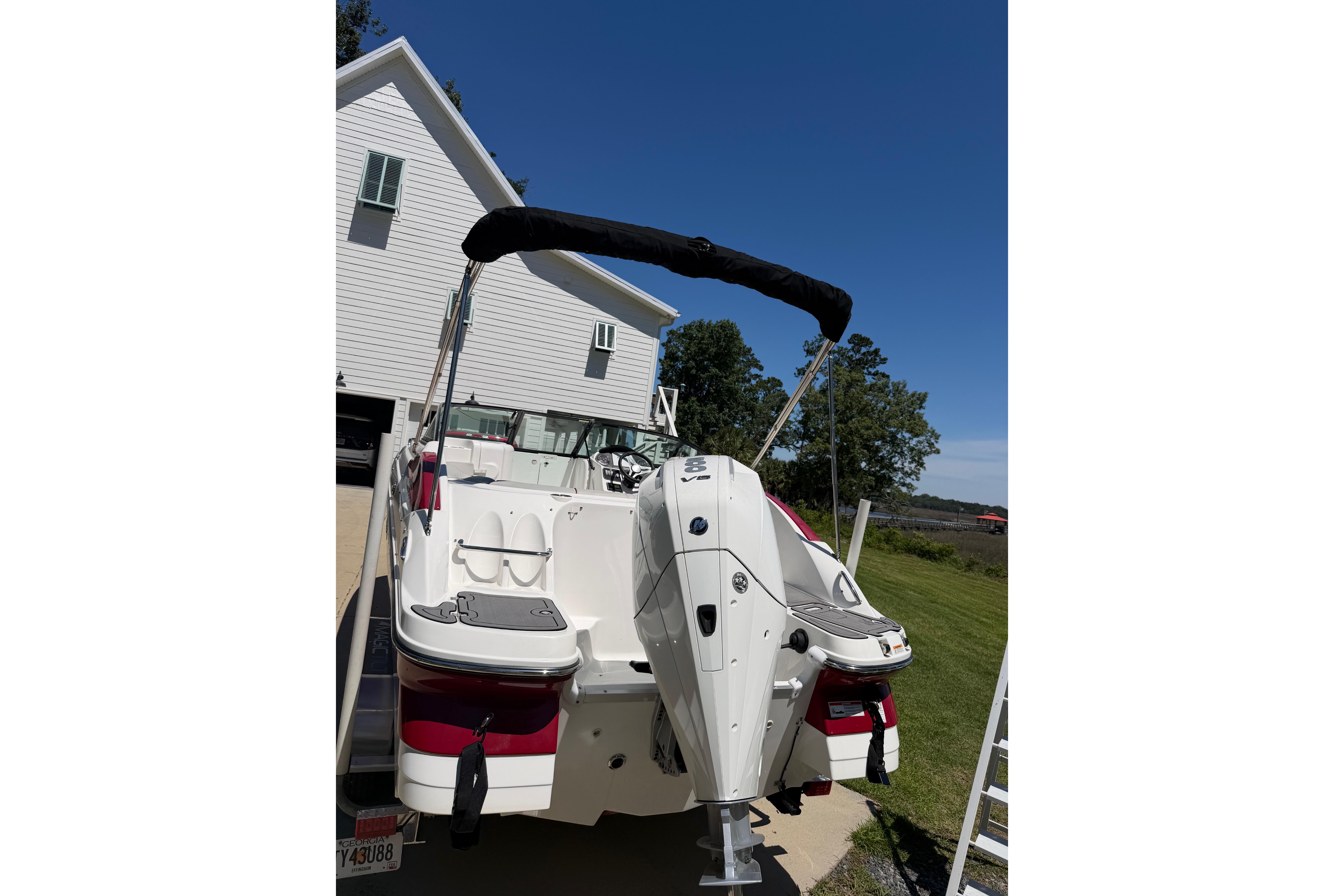 2024 Hurricane Sundeck 2200 Dc Ob Deck Boats