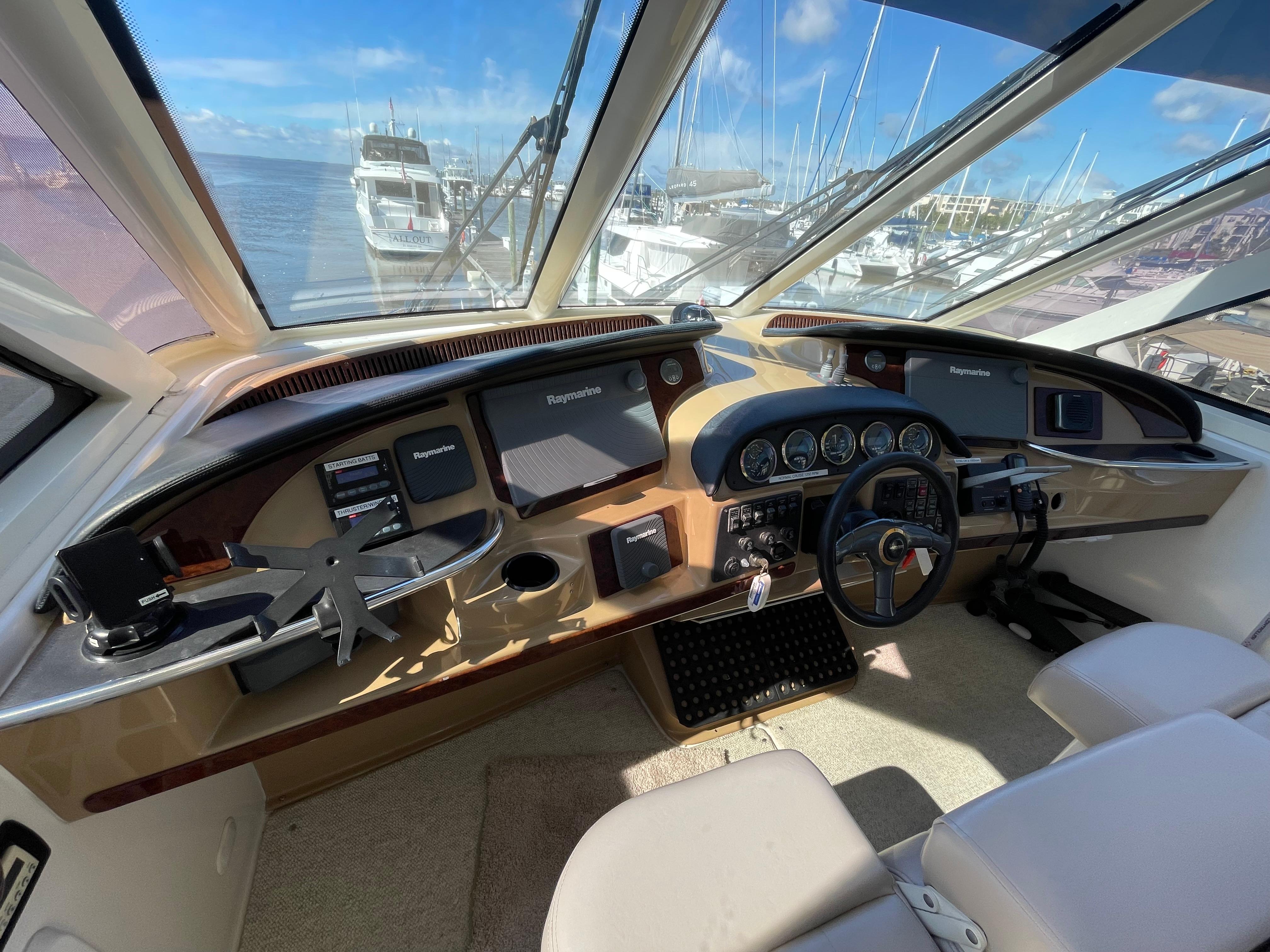 2001 Carver 506 Motor Yacht Motor Yachts