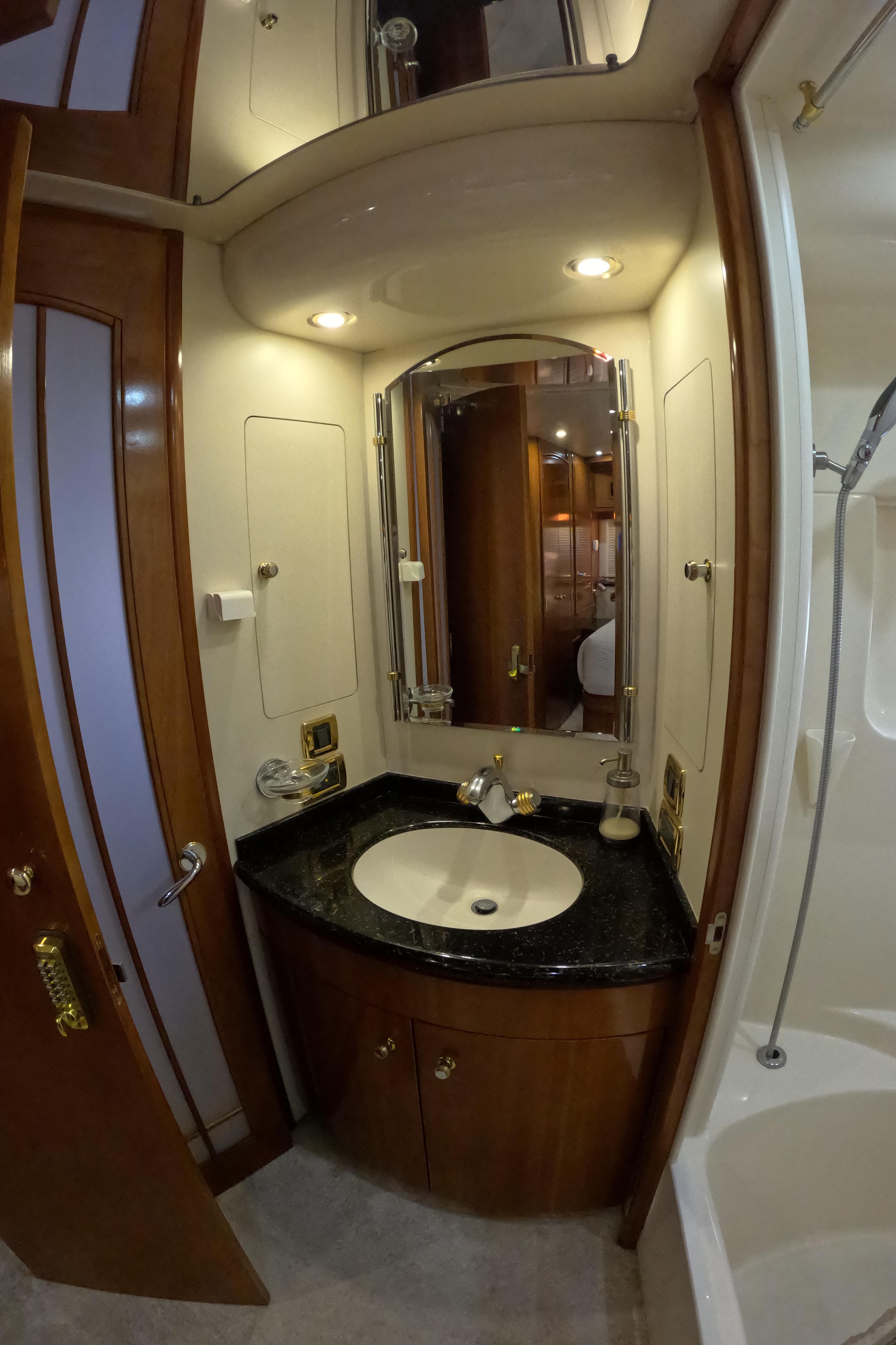 2001 Carver 506 Motor Yacht Motor Yachts