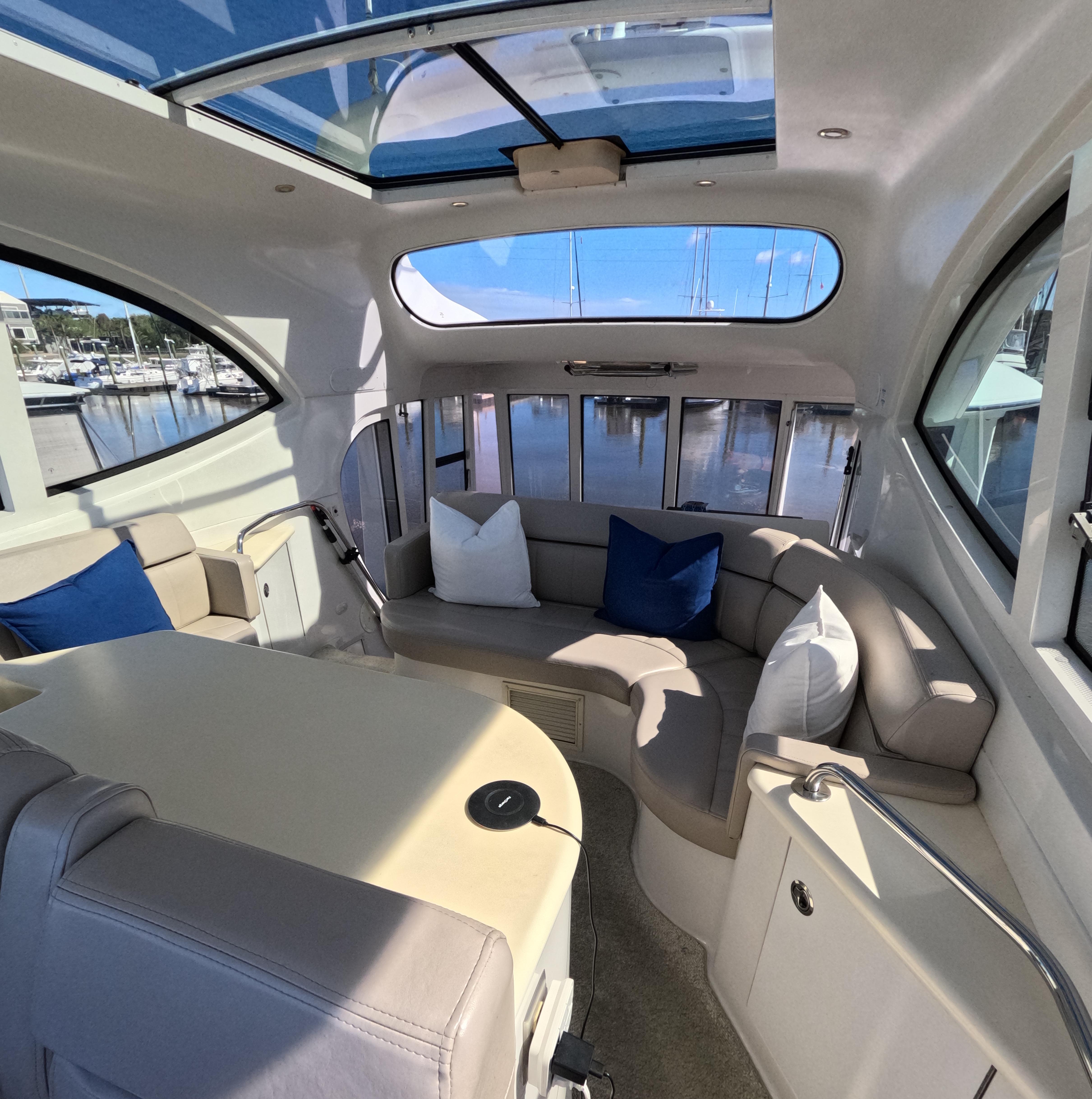 2001 Carver 506 Motor Yacht Motor Yachts