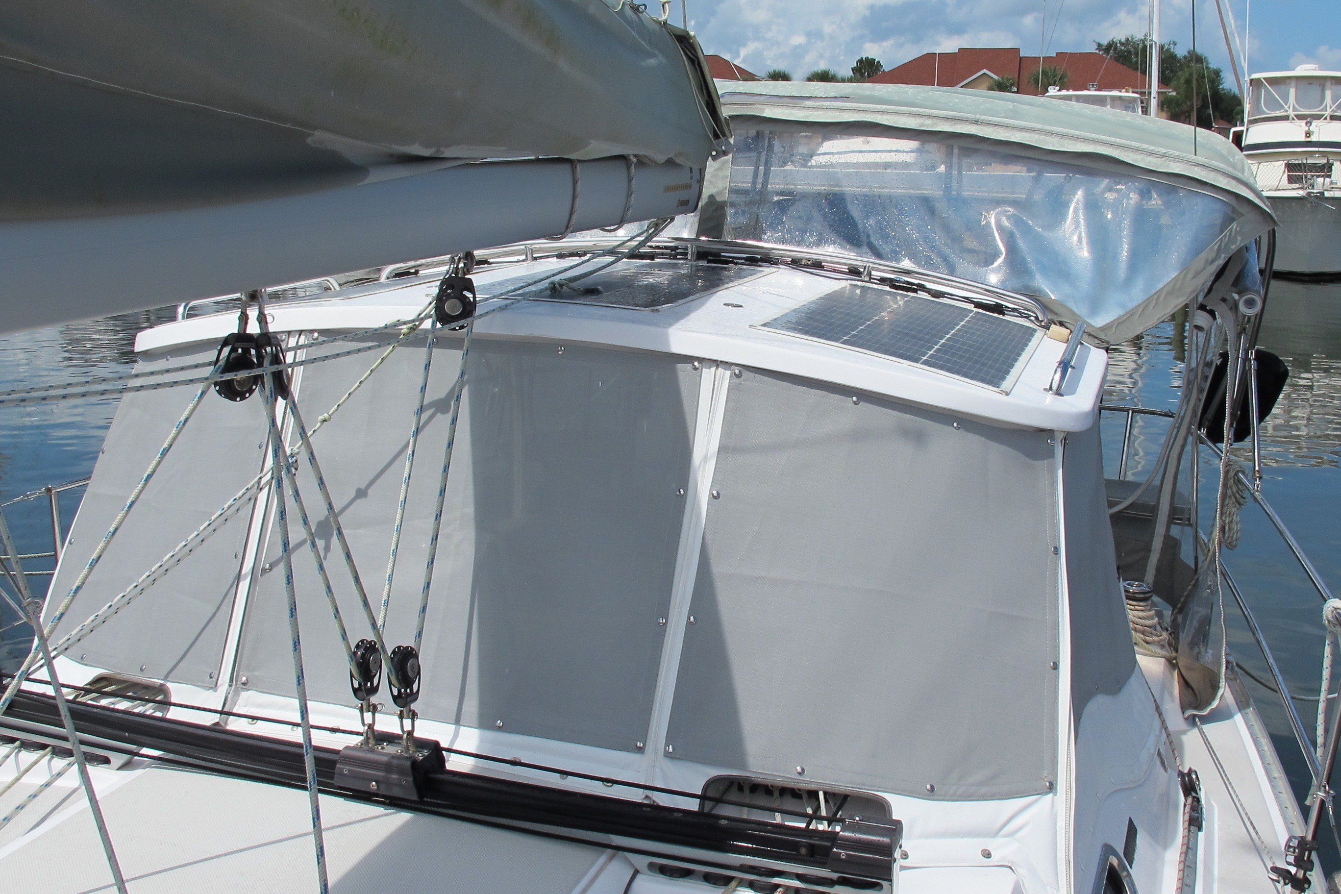 2019 Catalina 355 Cruisers