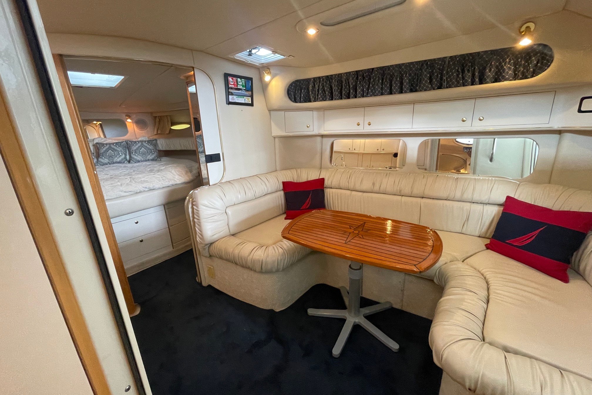 1999 Sea Ray 370 Express Cruiser Cruisers