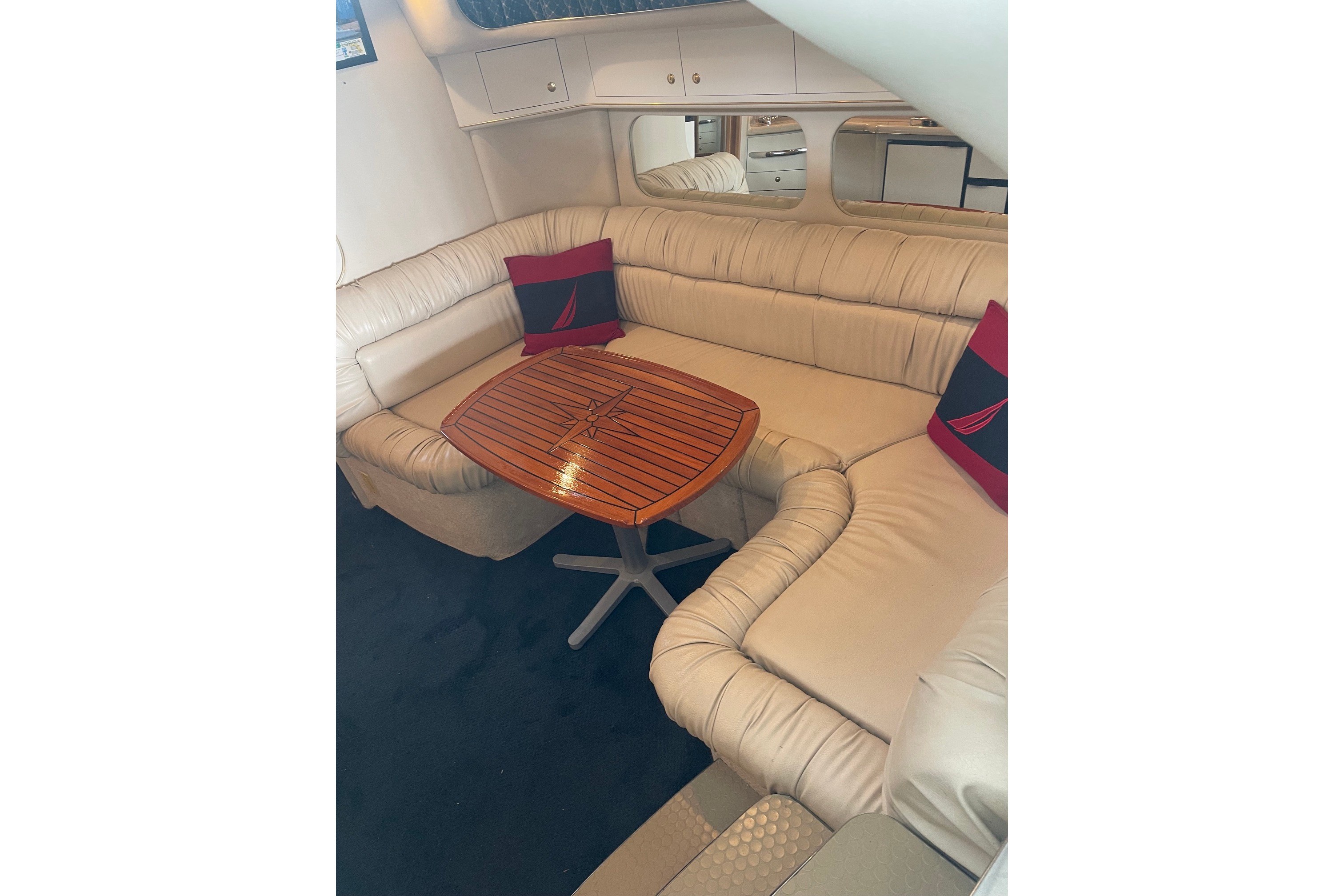 1999 Sea Ray 370 Express Cruiser Cruisers