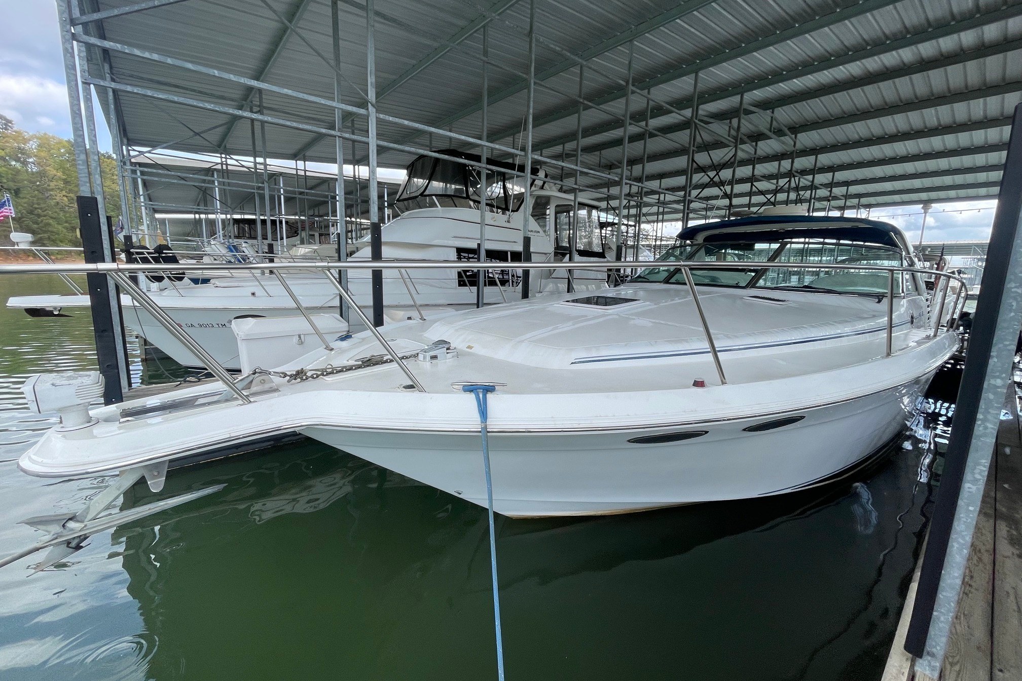 1999 Sea Ray 370 Express Cruiser Cruisers