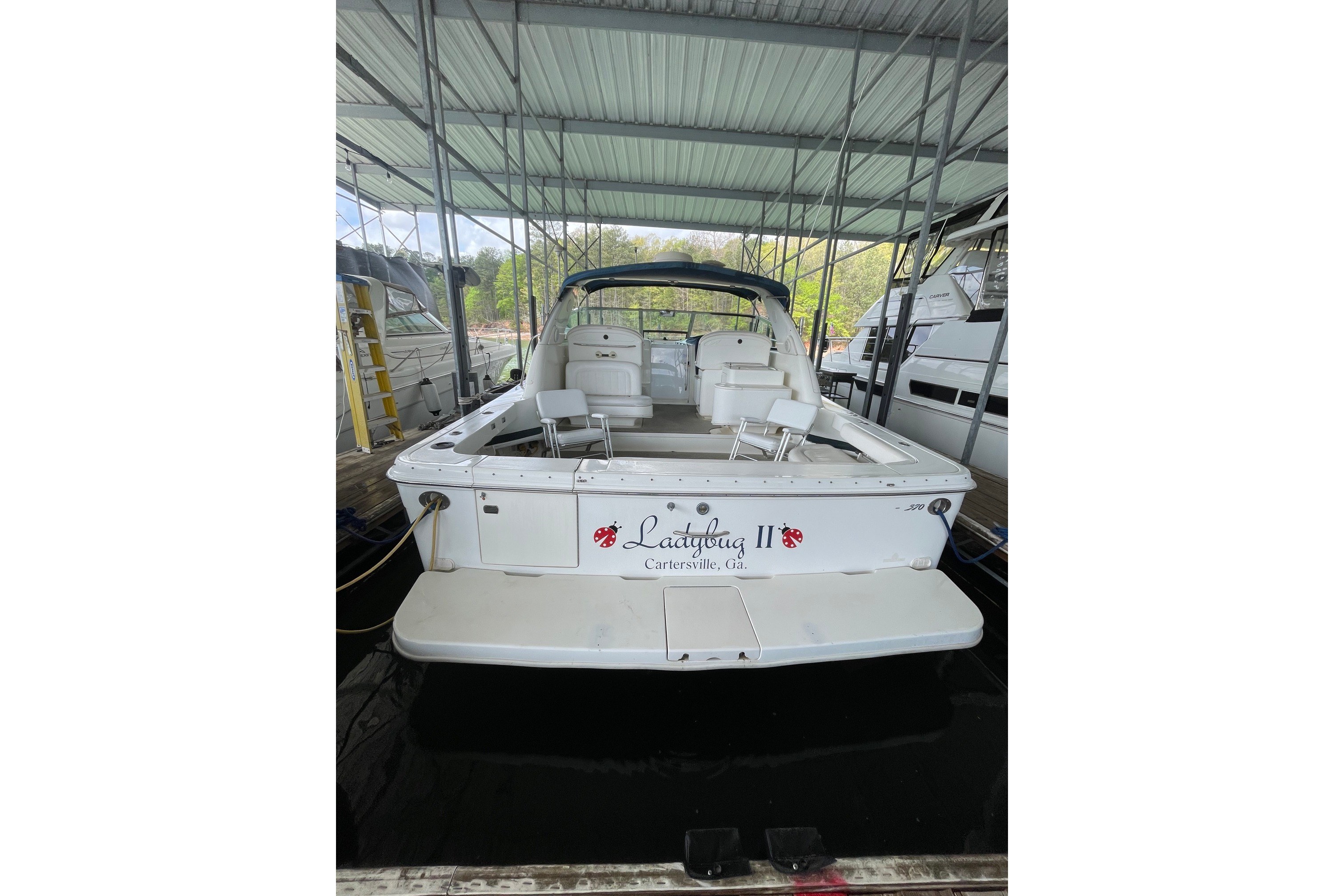 1999 Sea Ray 370 Express Cruiser Cruisers