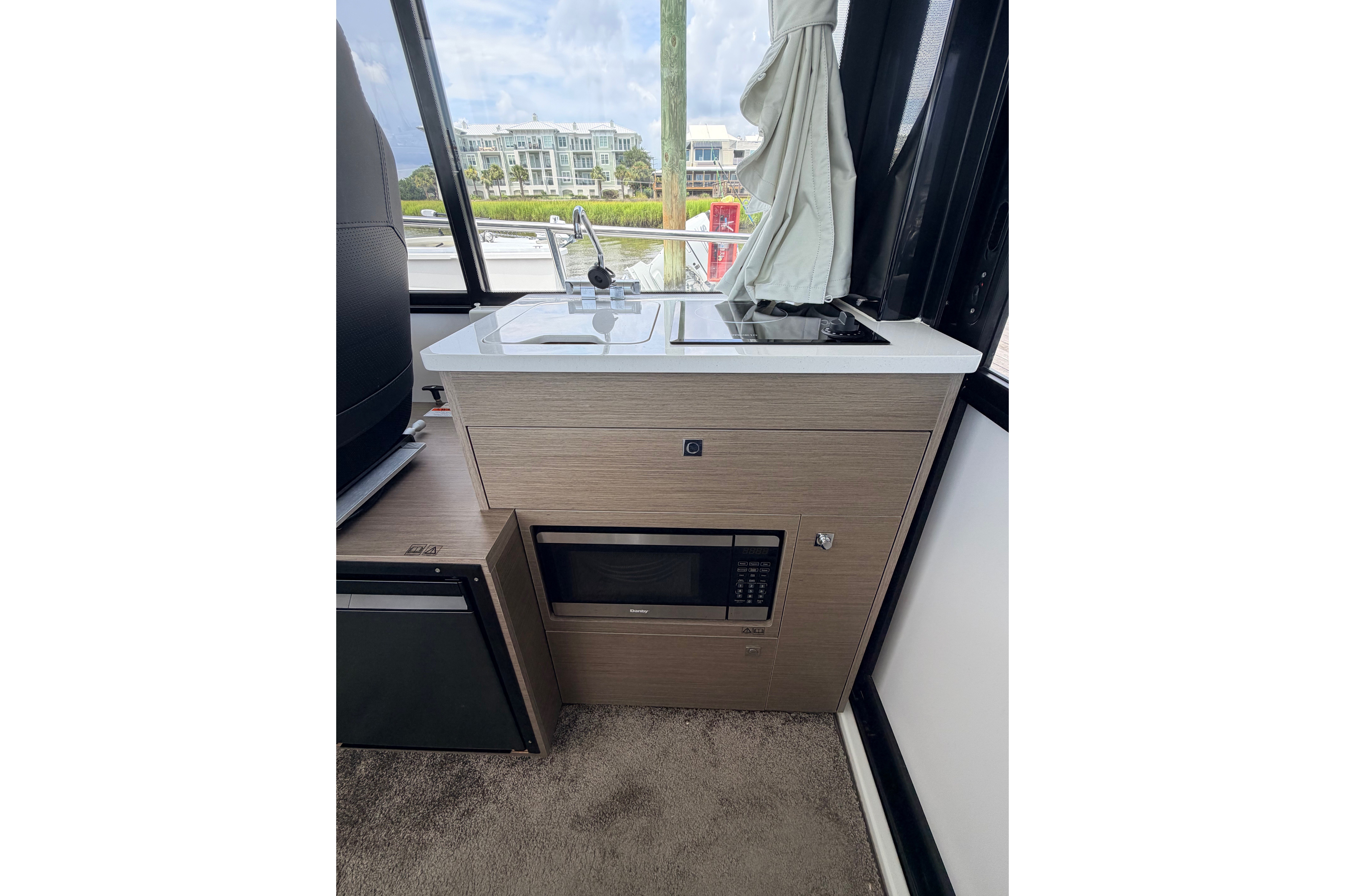 2026 Jeanneau Nc 895 Sport Series 2 Sports Cruiser