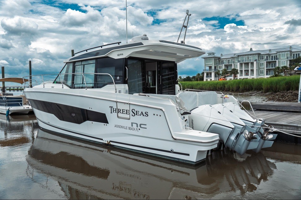 2025 Jeanneau NC 1295 Coupe Boat