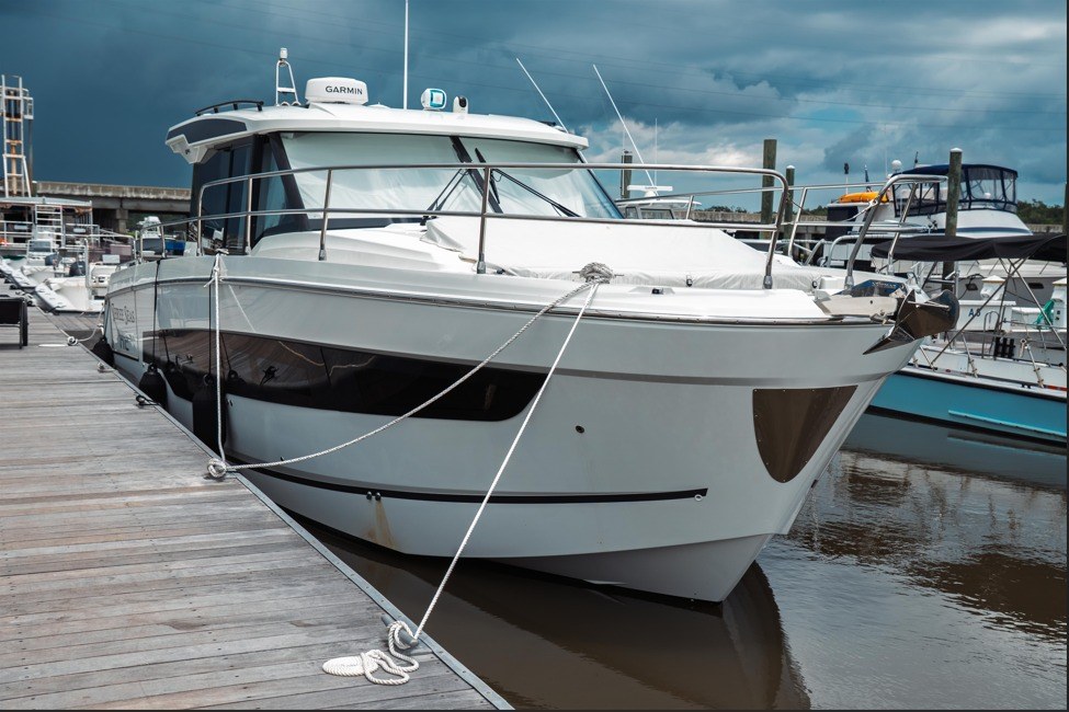 2025 Jeanneau NC 1295 Coupe Boat