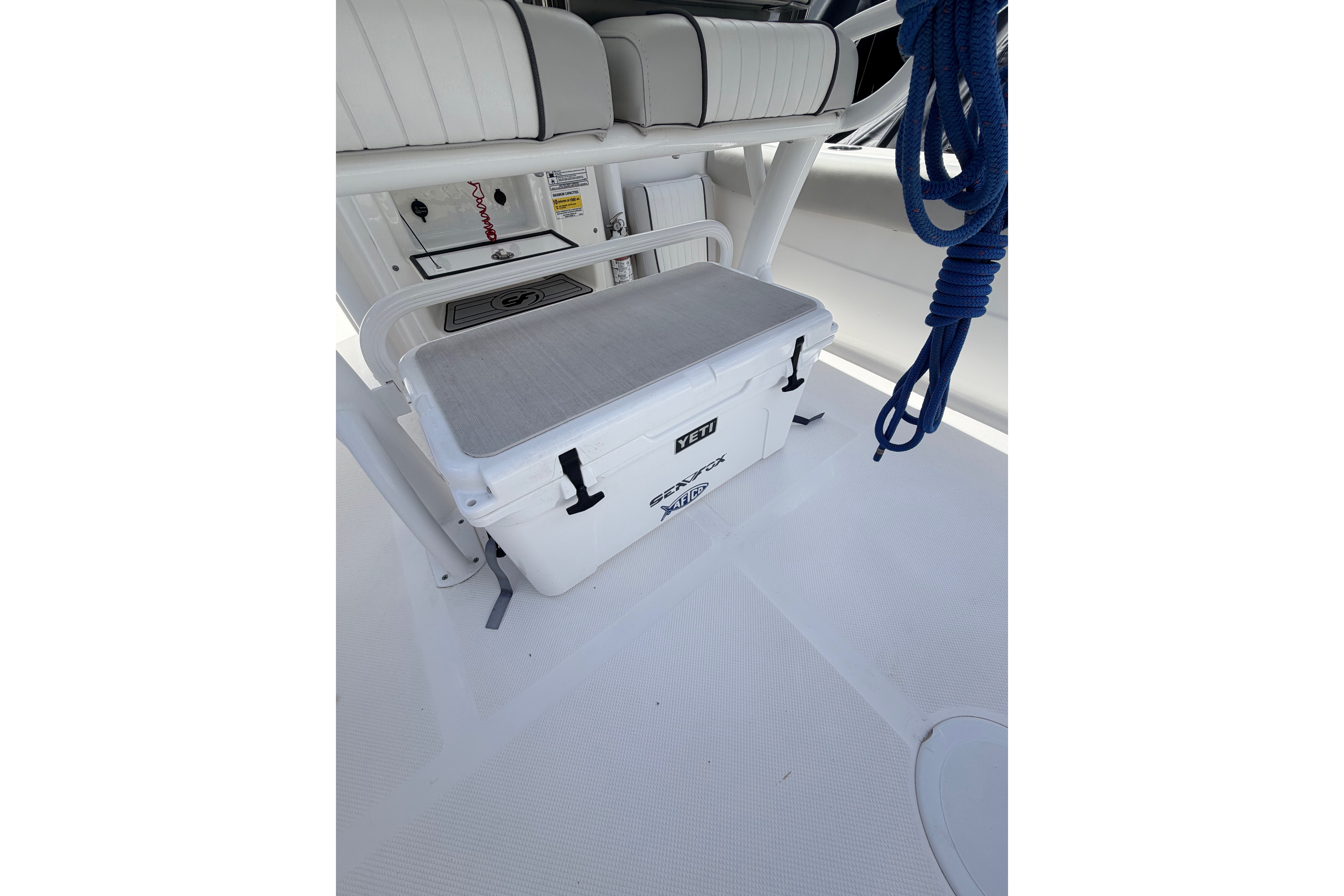 2020 Sea Fox 249 Avenger Boat