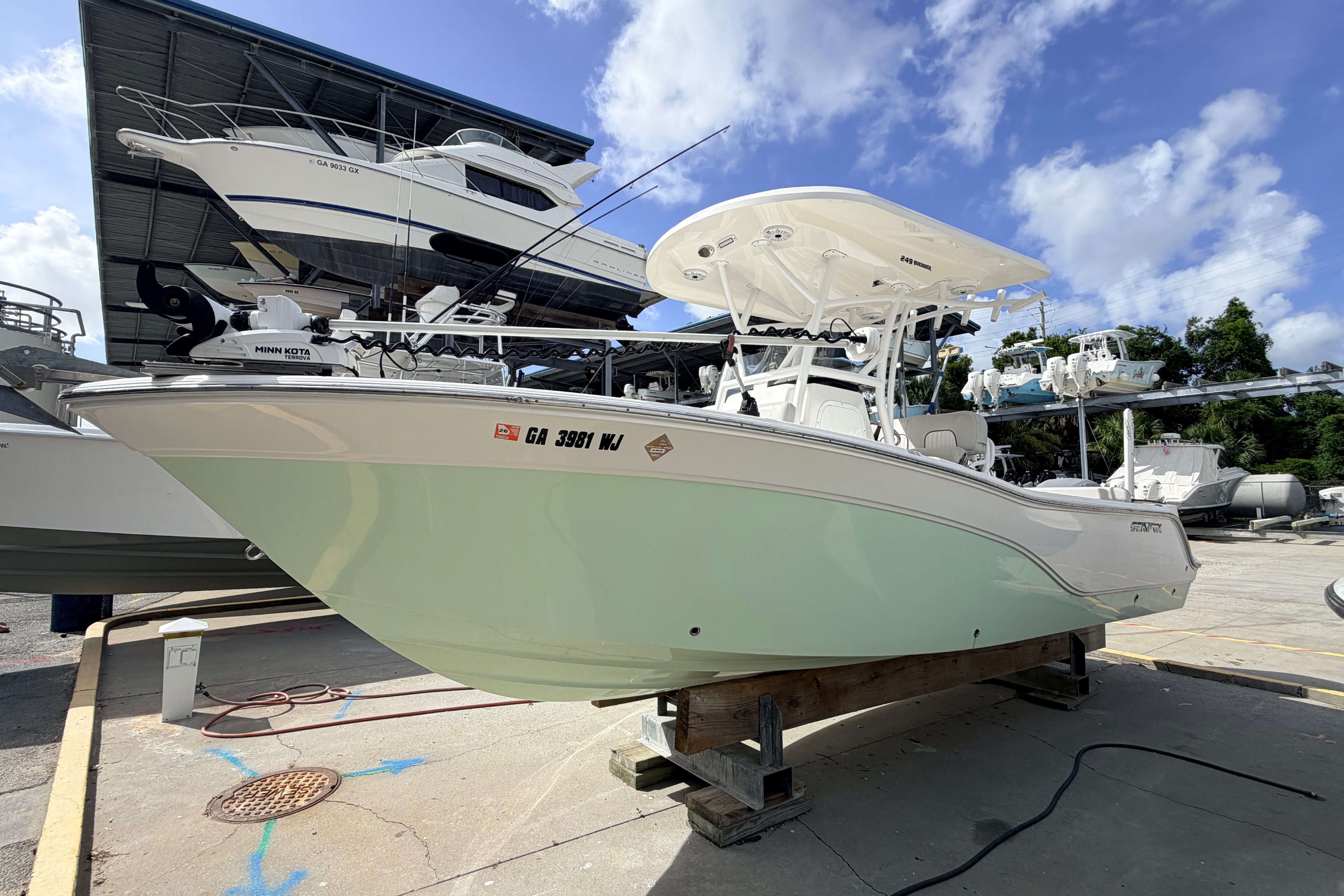 2020 Sea Fox 249 Avenger Boat