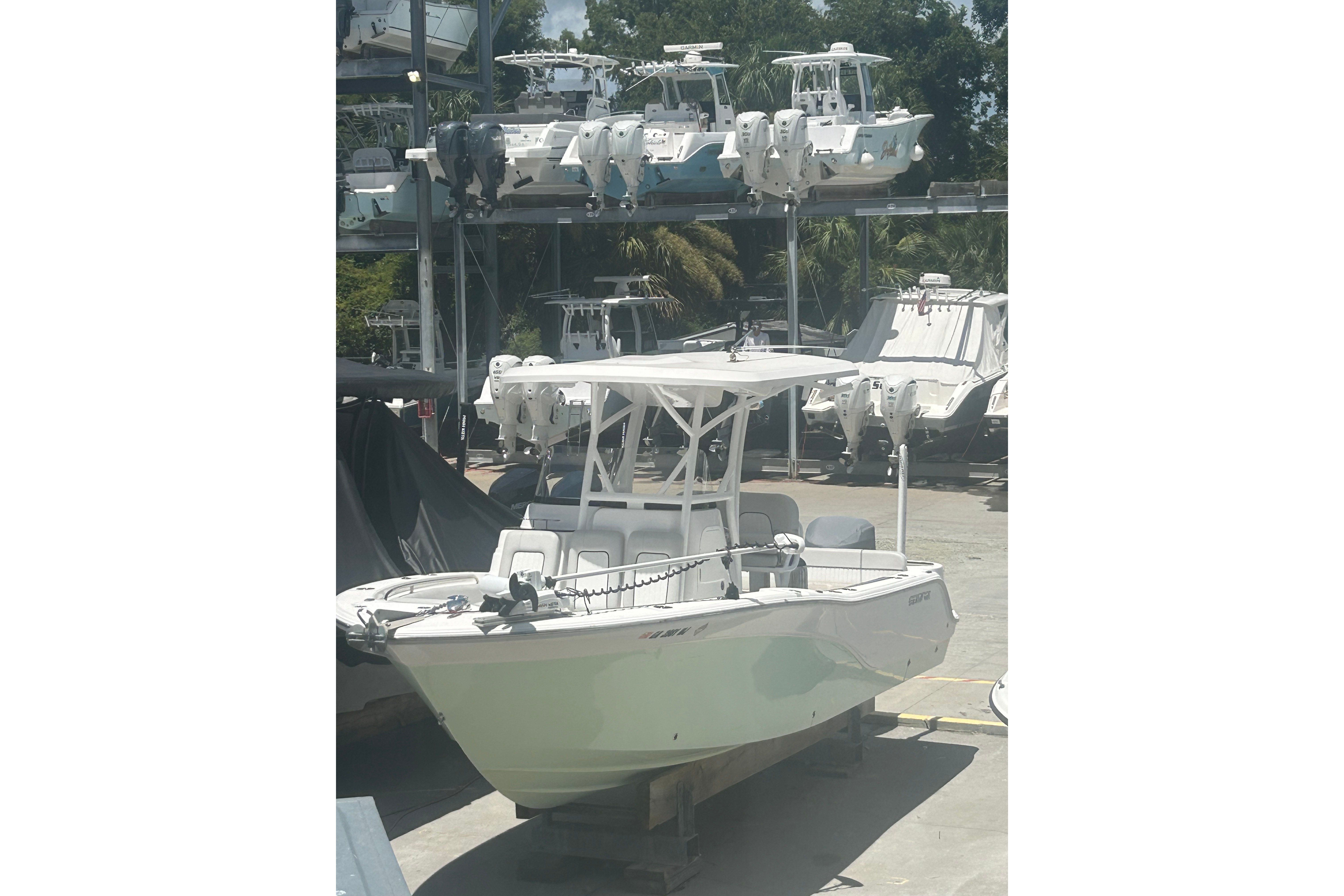 2020 Sea Fox 249 Avenger Boat
