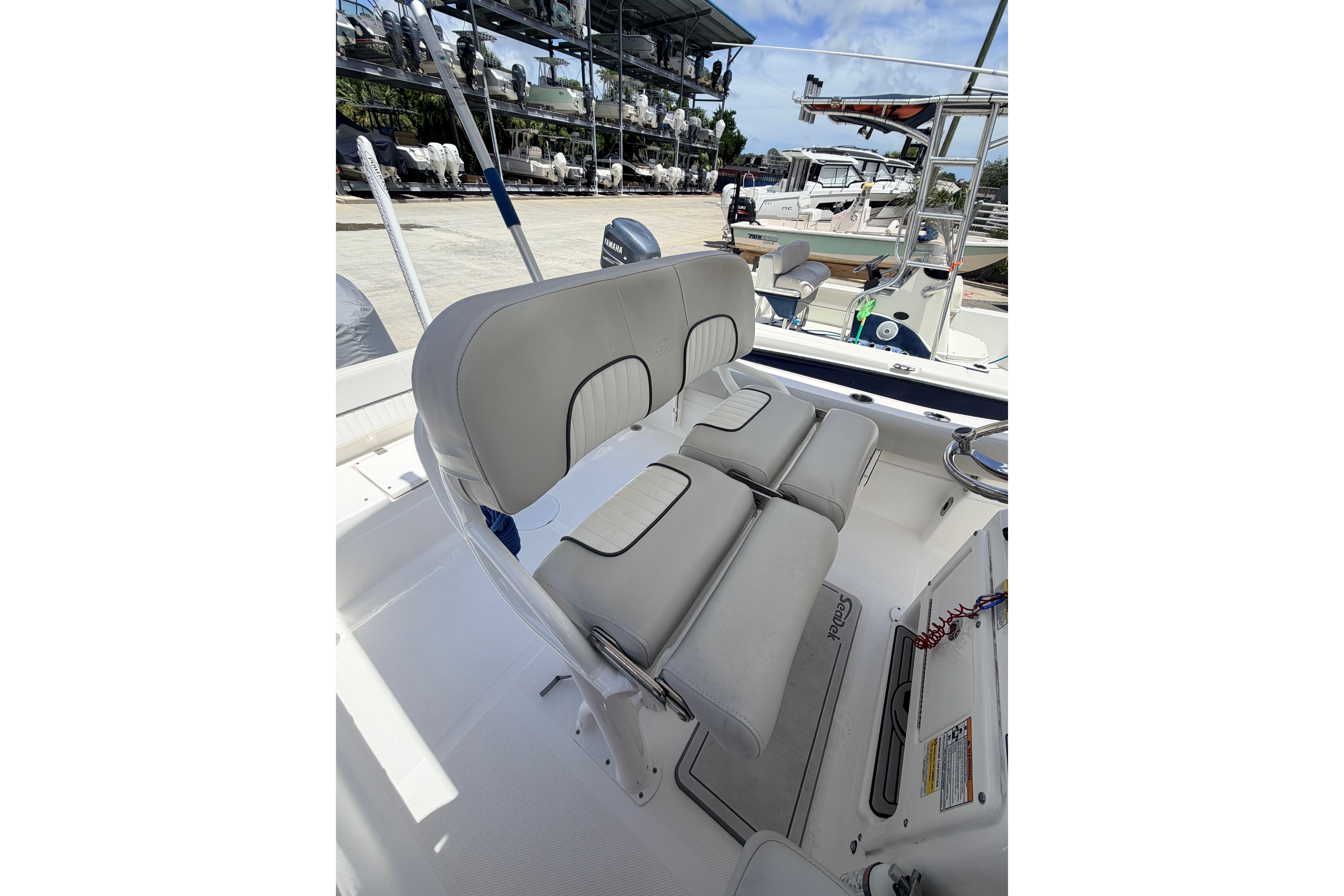 2020 Sea Fox 249 Avenger Boat