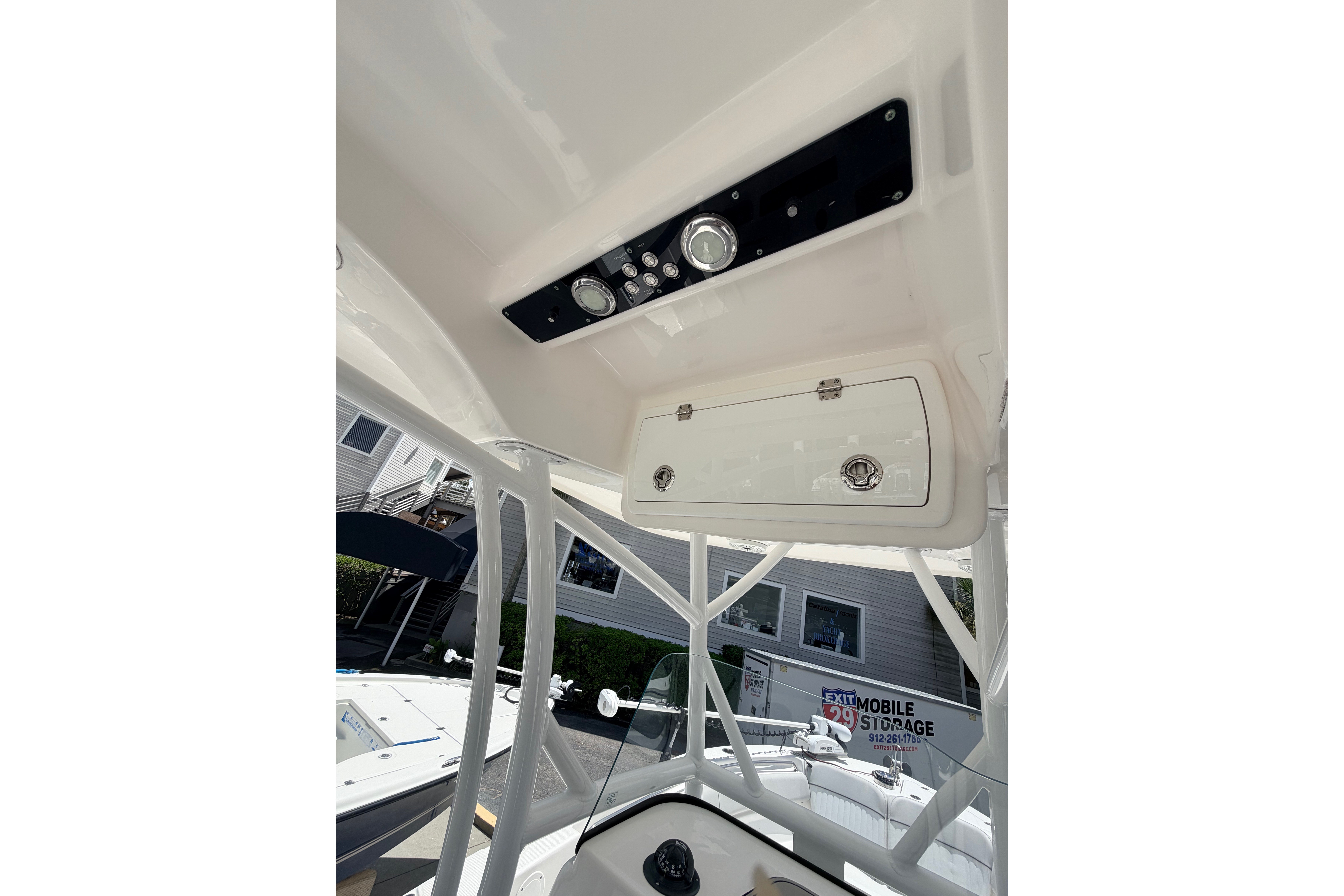 2020 Sea Fox 249 Avenger Boat