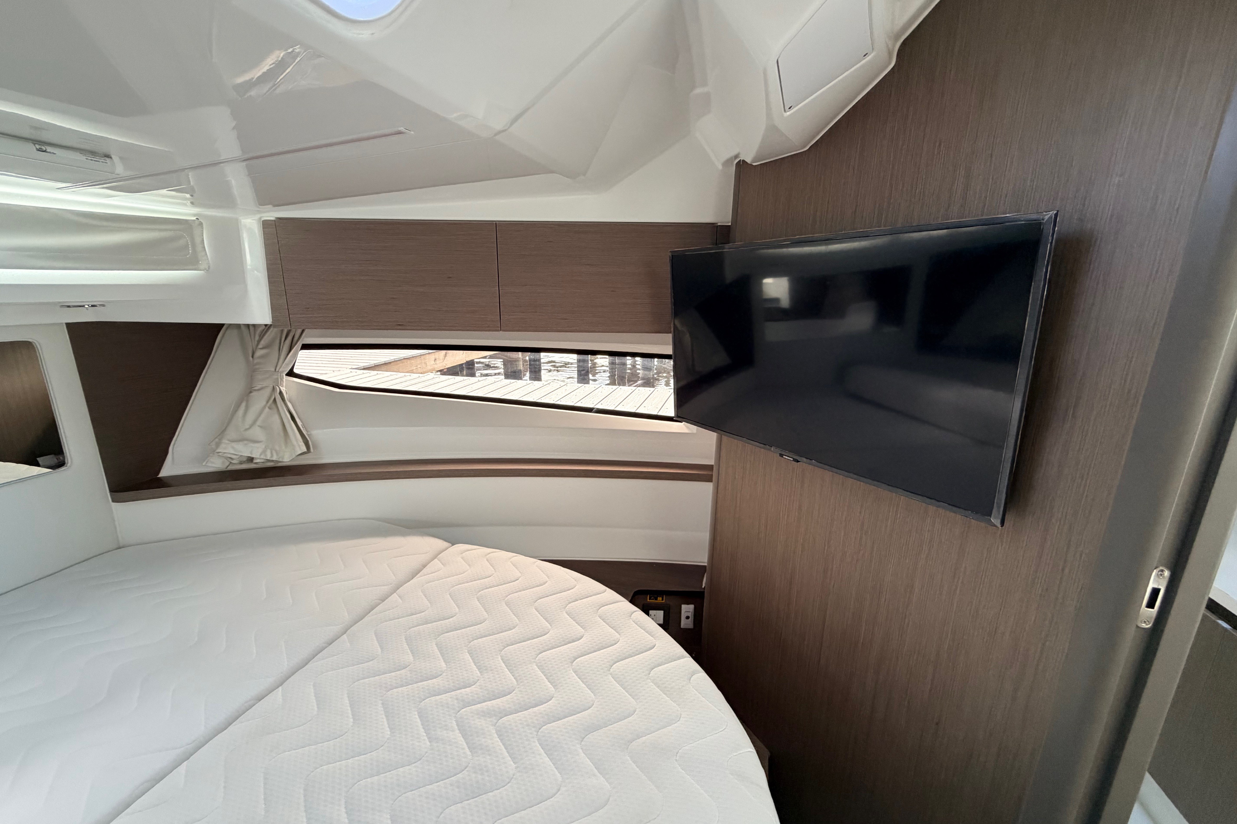 2026 Jeanneau Nc 895 Series 2 Cruisers