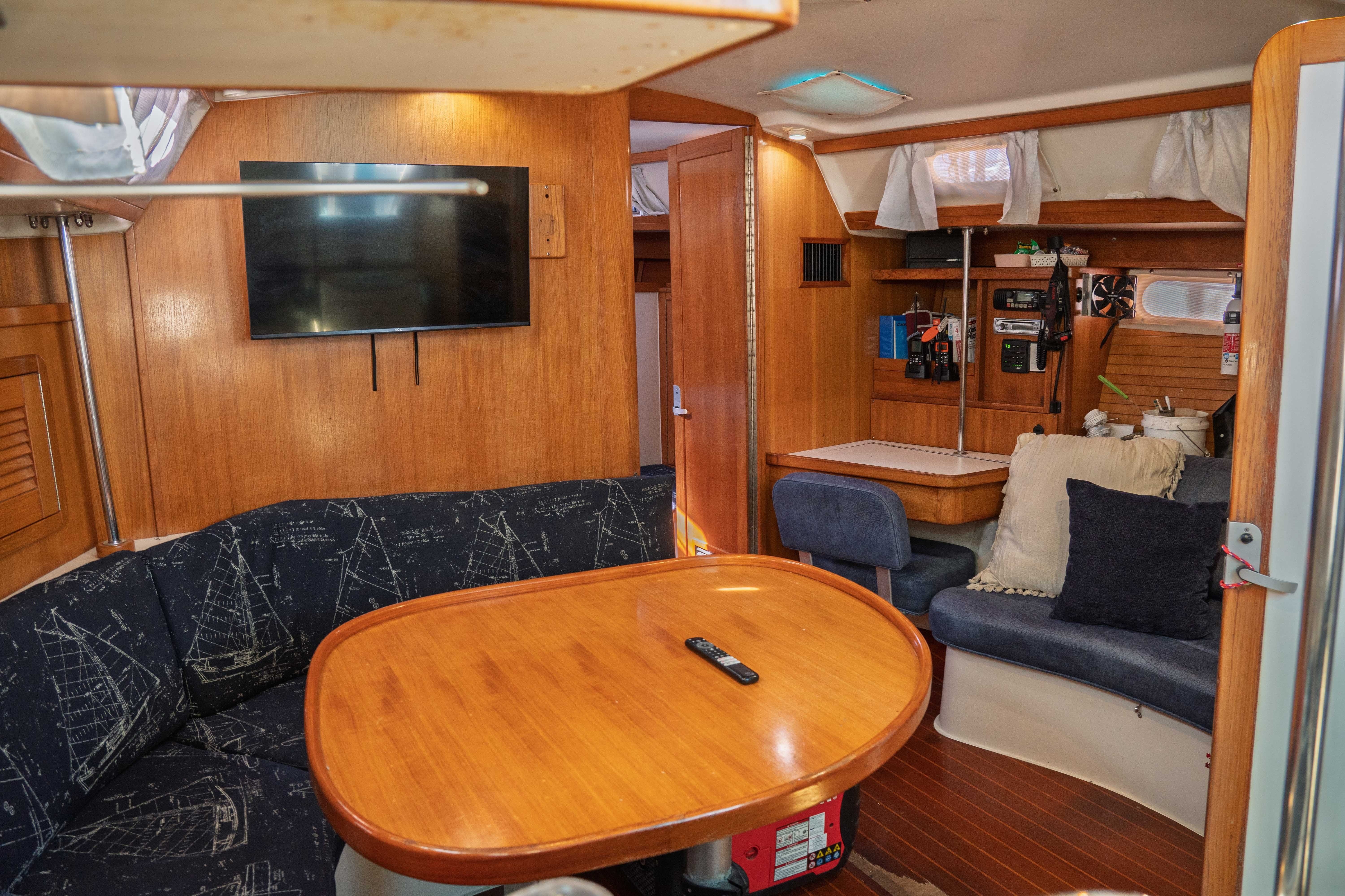 2001 Catalina 42 Mkii Cruisers