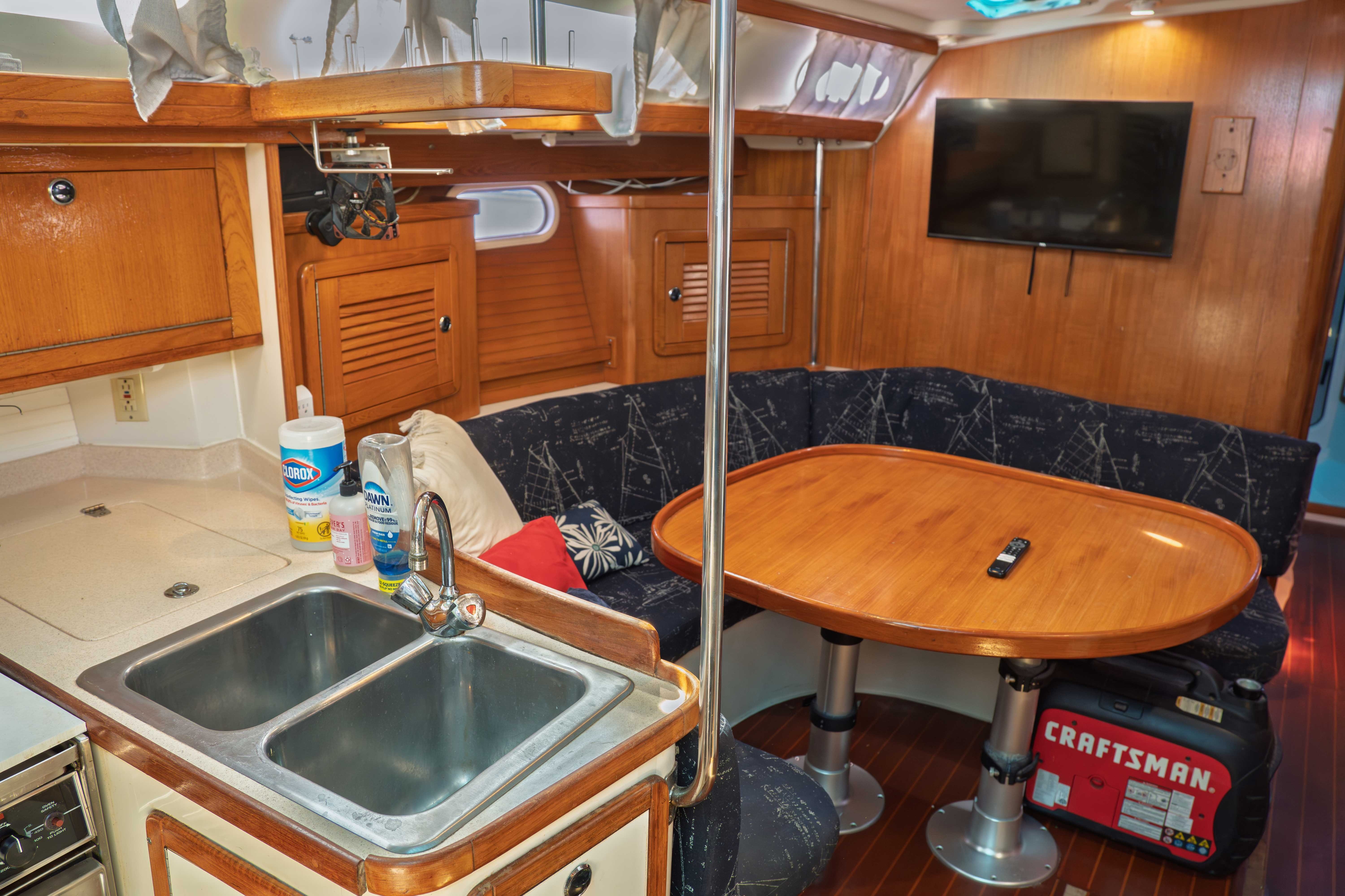 2001 Catalina 42 Mkii Cruisers