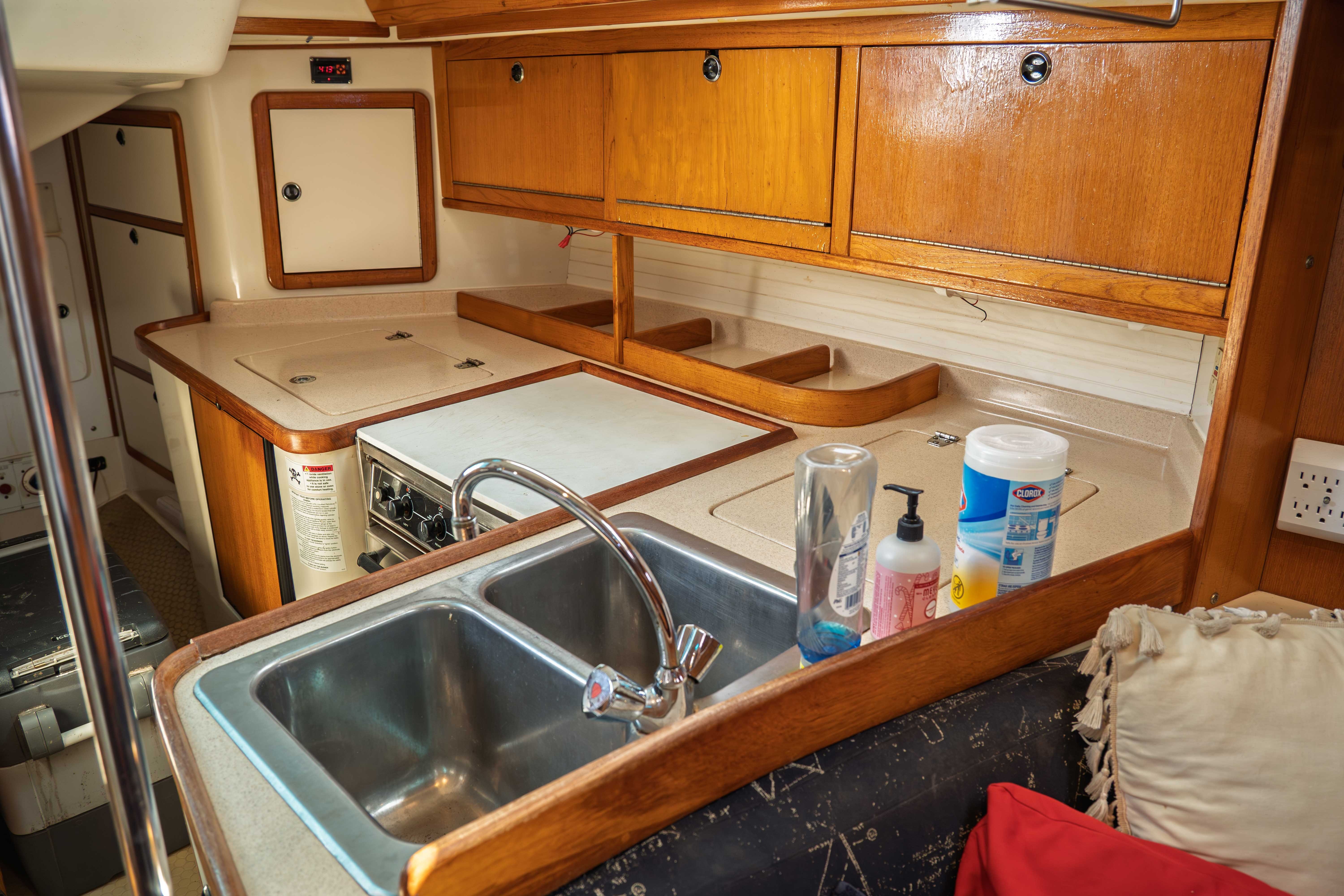 2001 Catalina 42 Mkii Cruisers